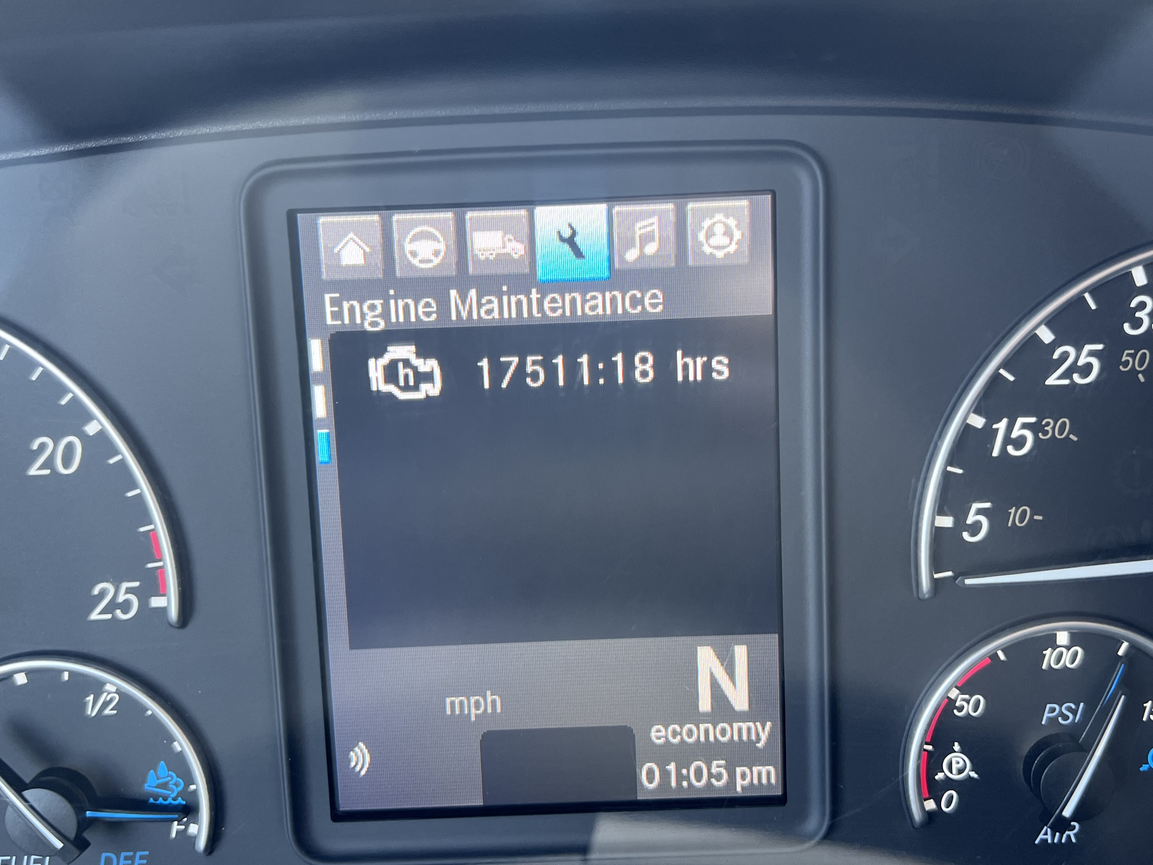 2021 FREIGHTLINER CASCADIA 126SLP - image 17