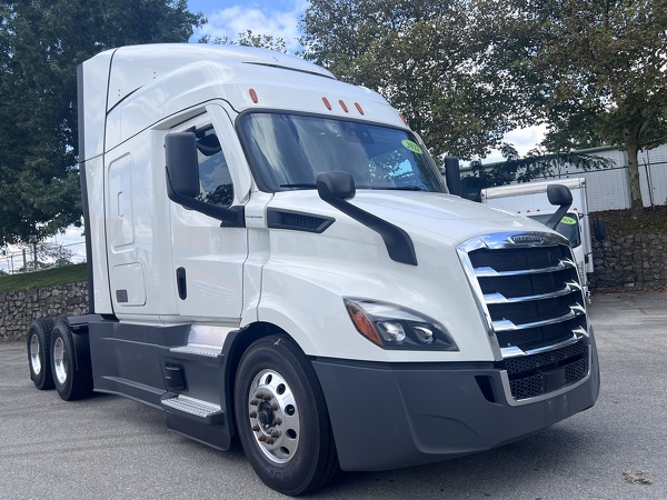 FREIGHTLINER CASCADIA 116SLP 2022