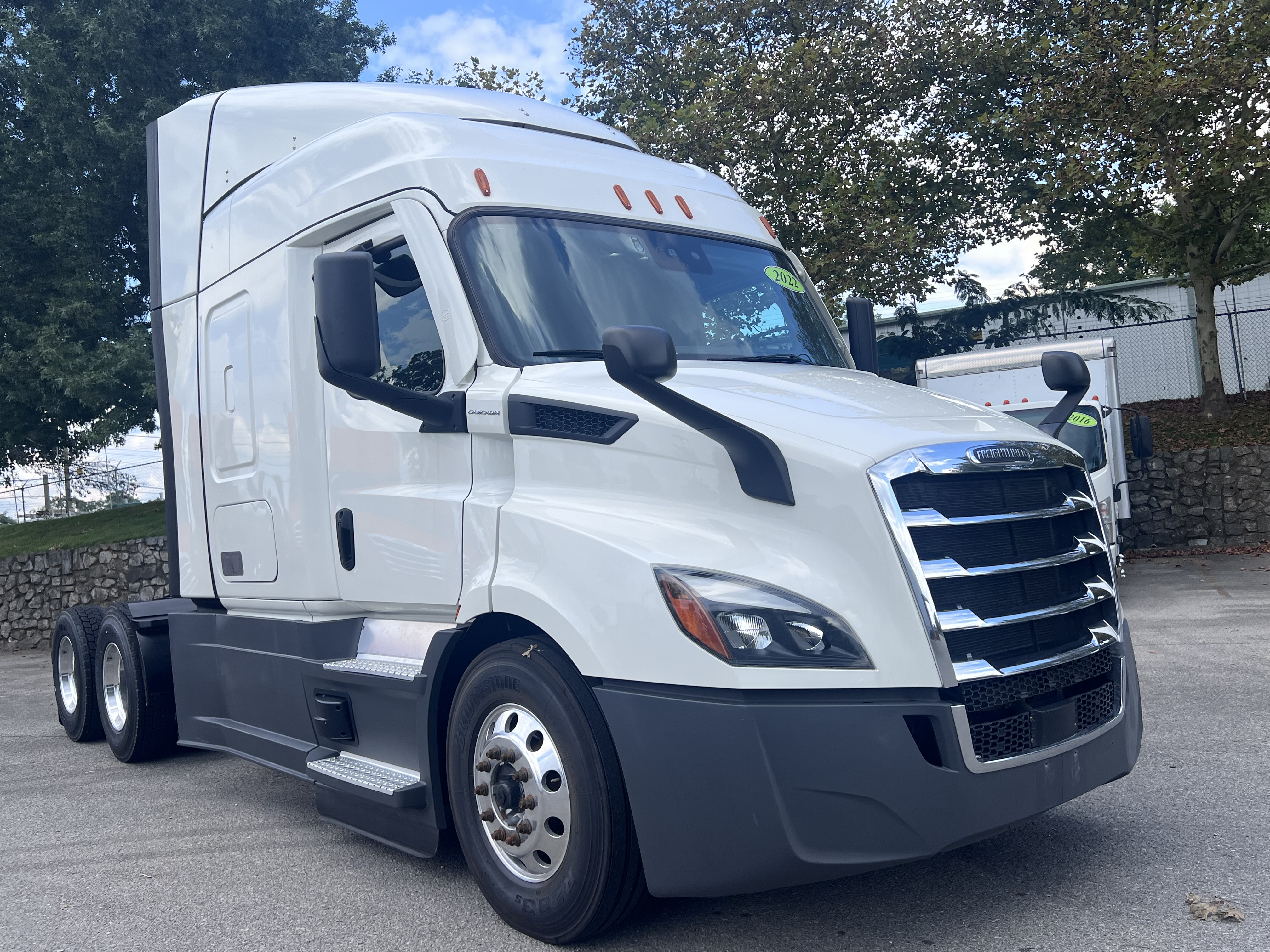 2022 FREIGHTLINER CASCADIA 116SLP - image 3