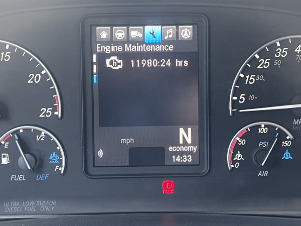 FREIGHTLINER CASCADIA 116SLP 2022