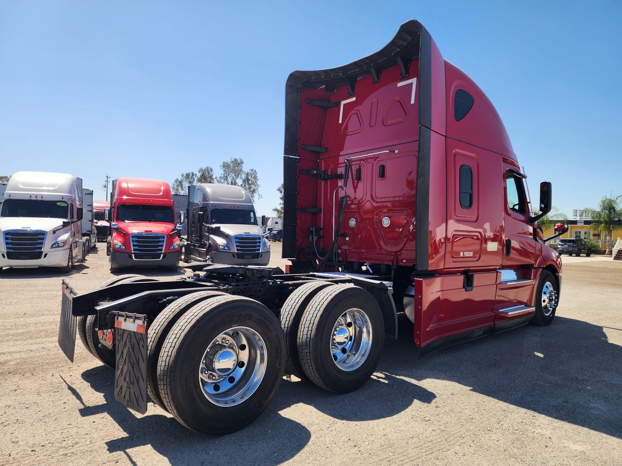 2023 FREIGHTLINER CASCADIA 126SLP - image 6