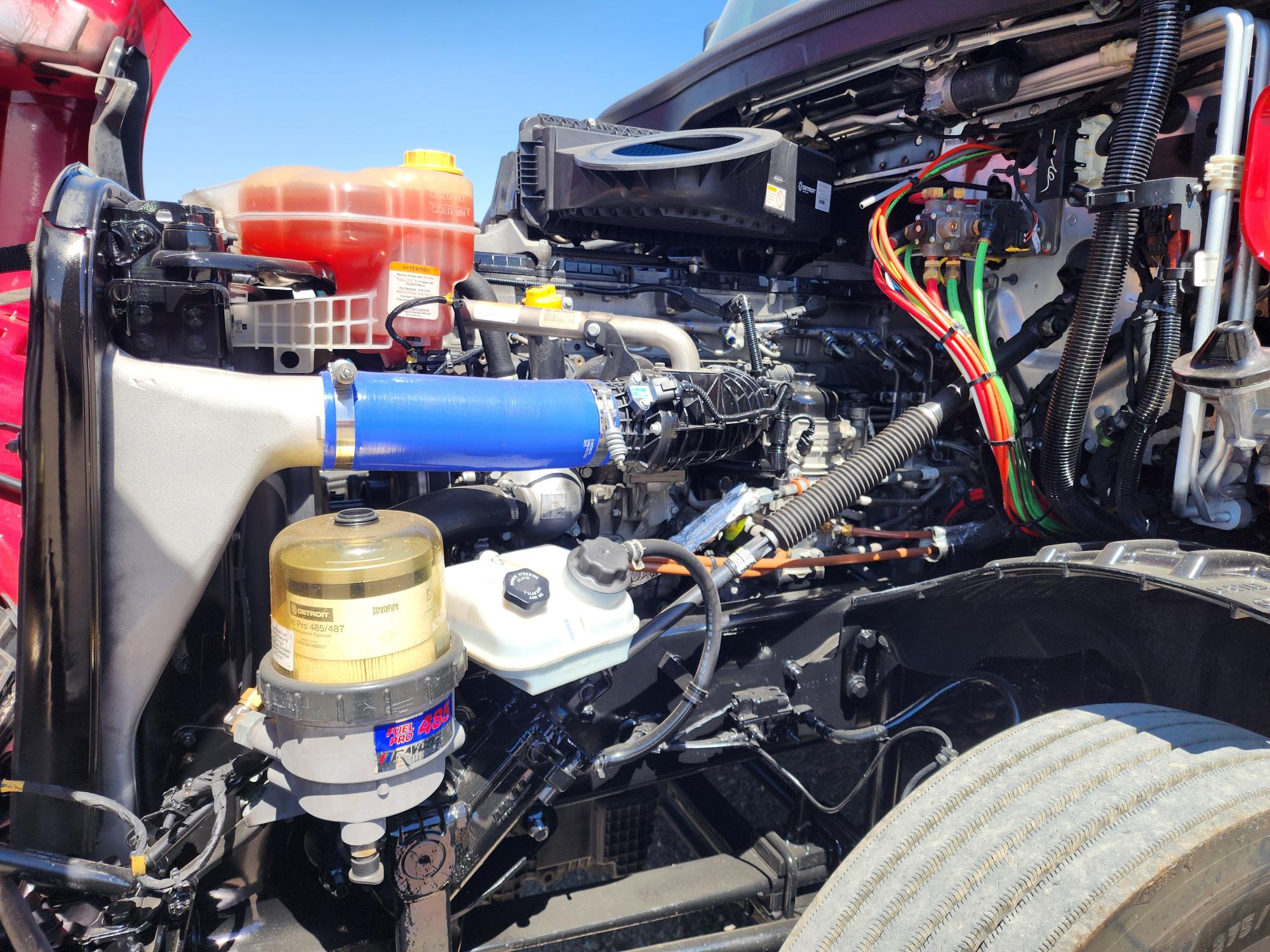 2023 FREIGHTLINER CASCADIA 126SLP - image 9