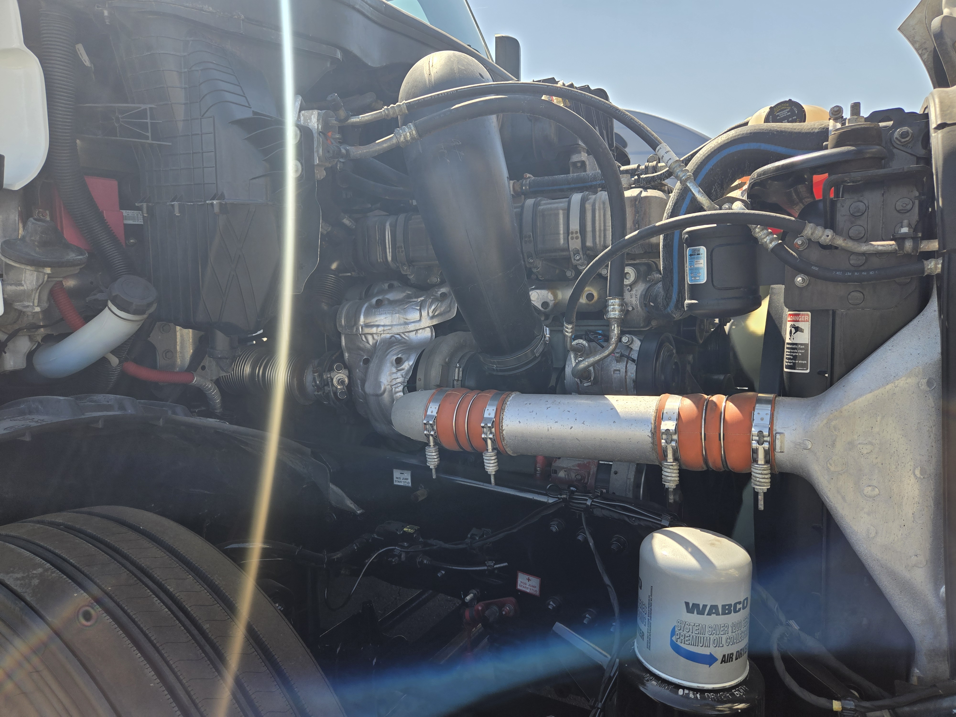 2021 FREIGHTLINER CASCADIA 126SLP - image 9