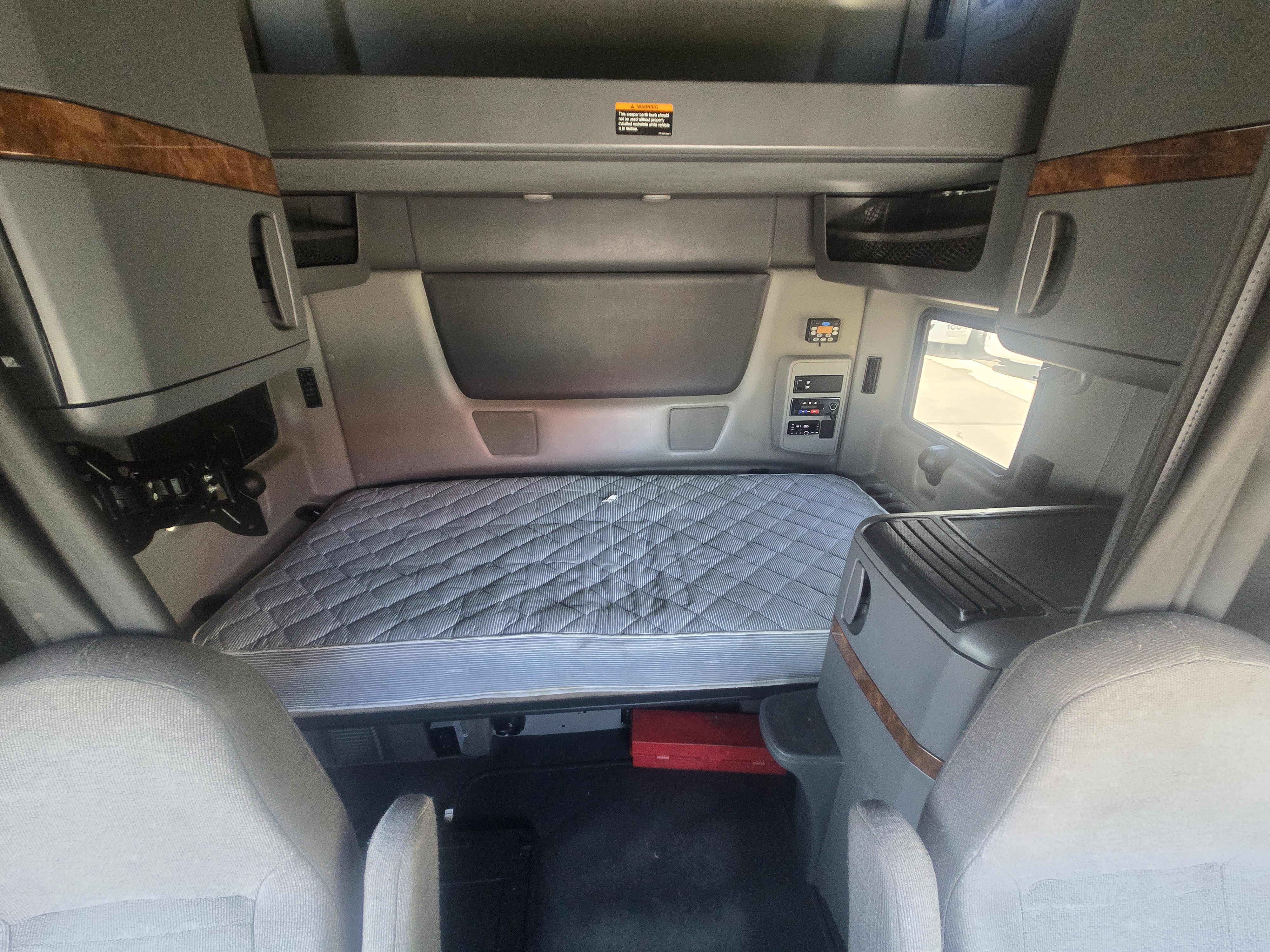 2022 INTERNATIONAL LT625 - image 13