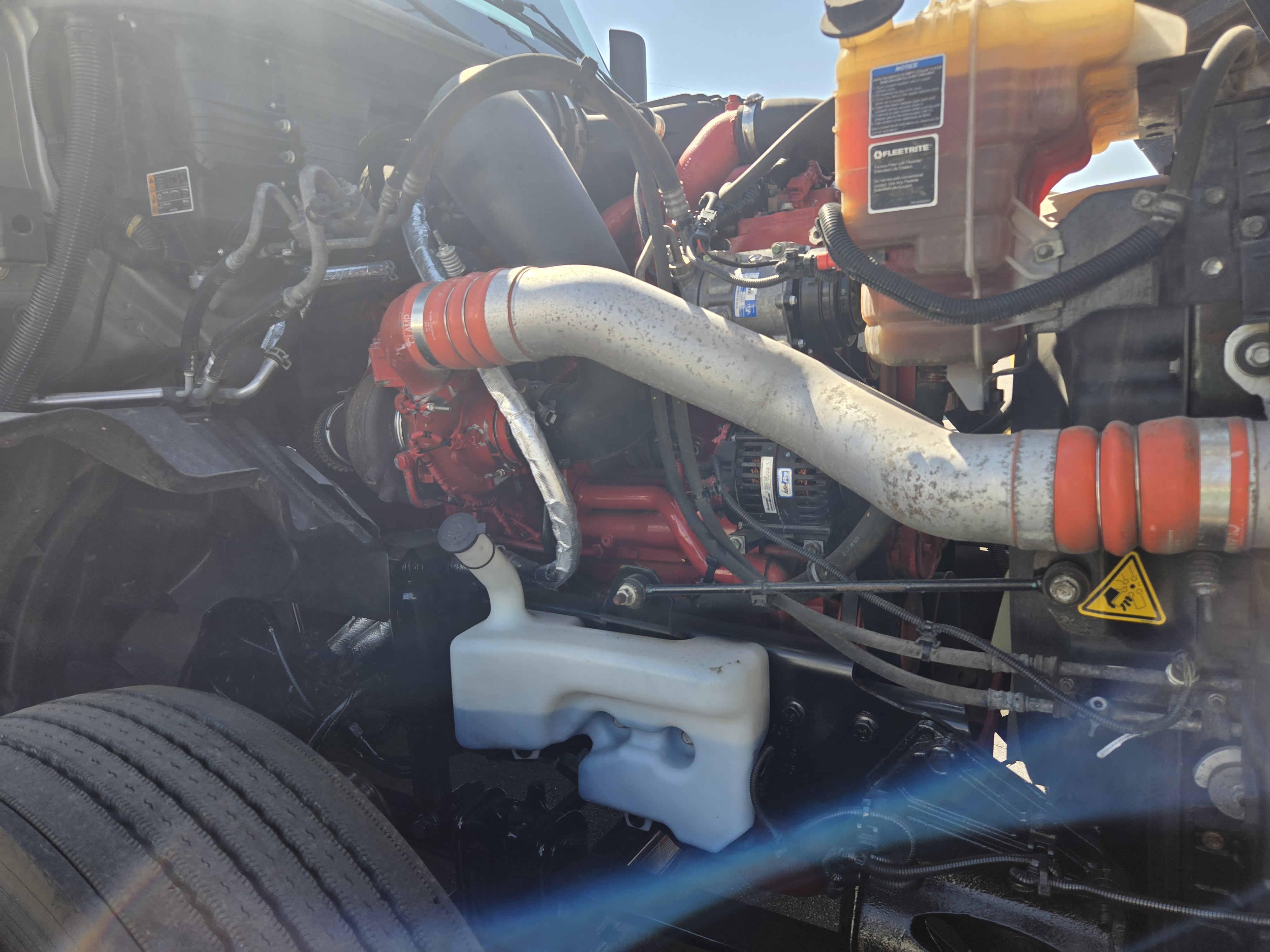 2022 INTERNATIONAL LT625 - image 18