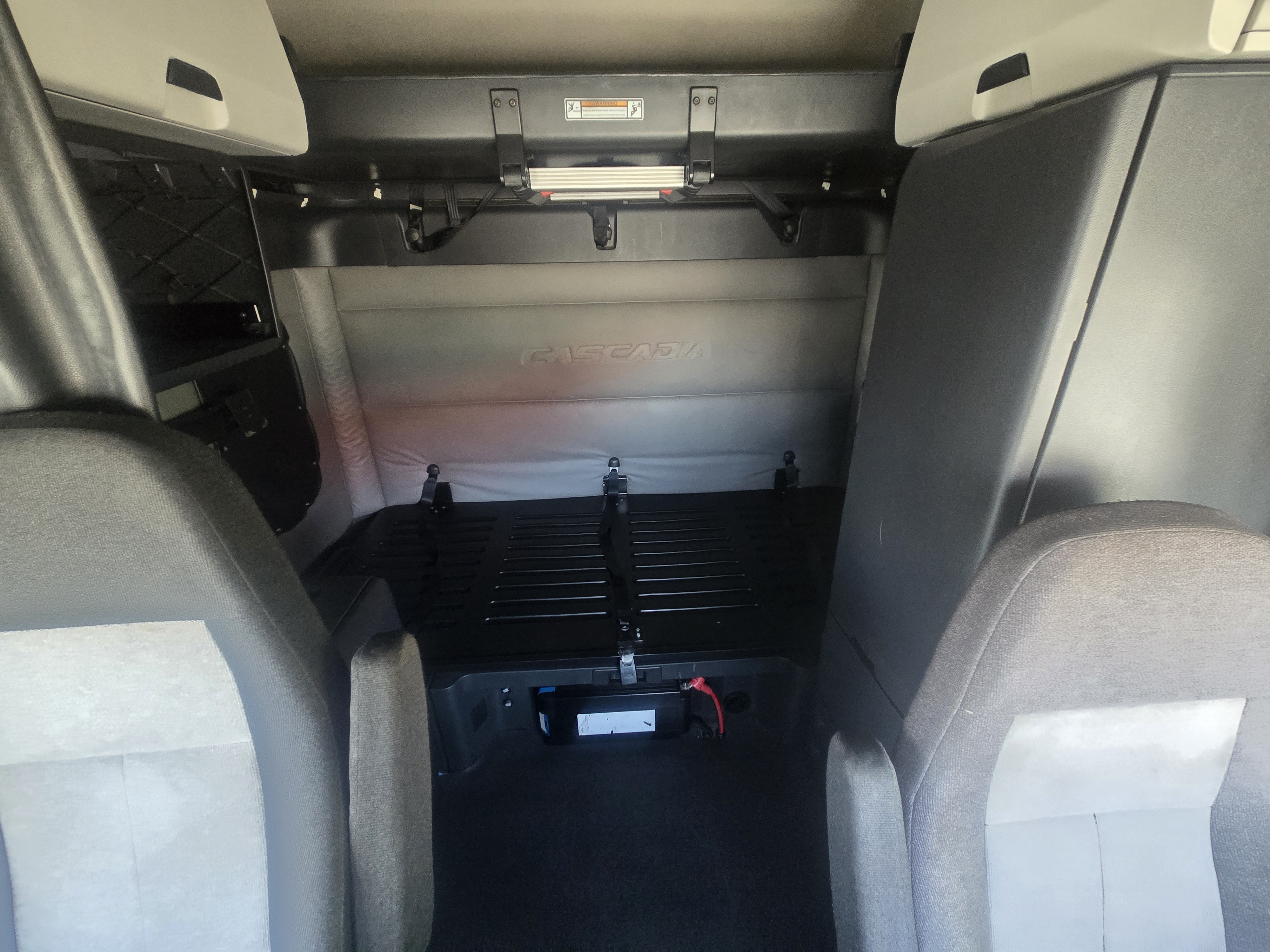 2019 FREIGHTLINER CASCADIA 126SLP - image 15