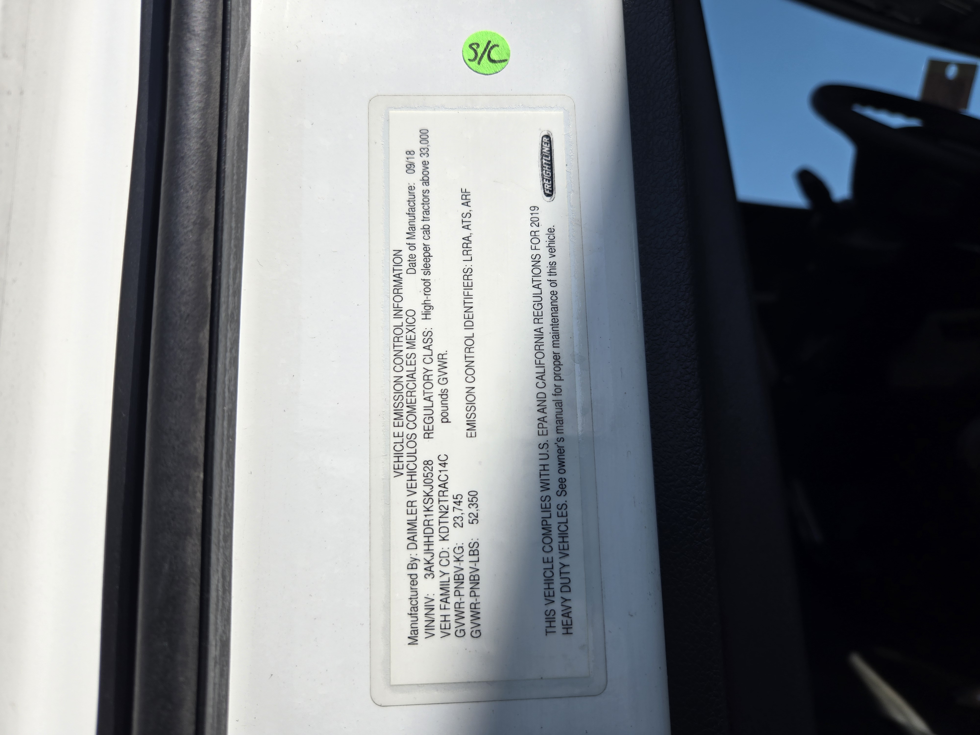 2019 FREIGHTLINER CASCADIA 126SLP - image 20