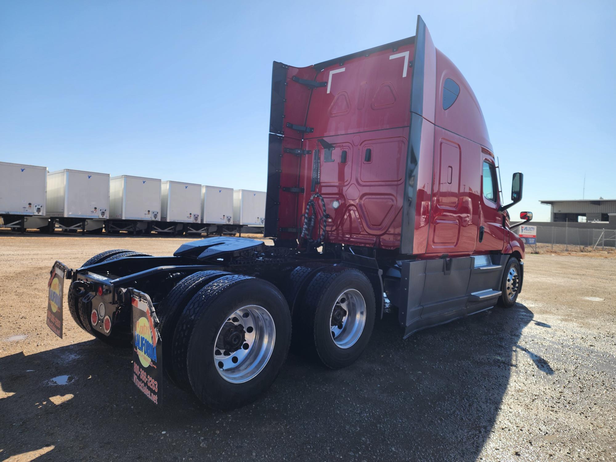 2021 FREIGHTLINER CASCADIA 126SLP - image 6