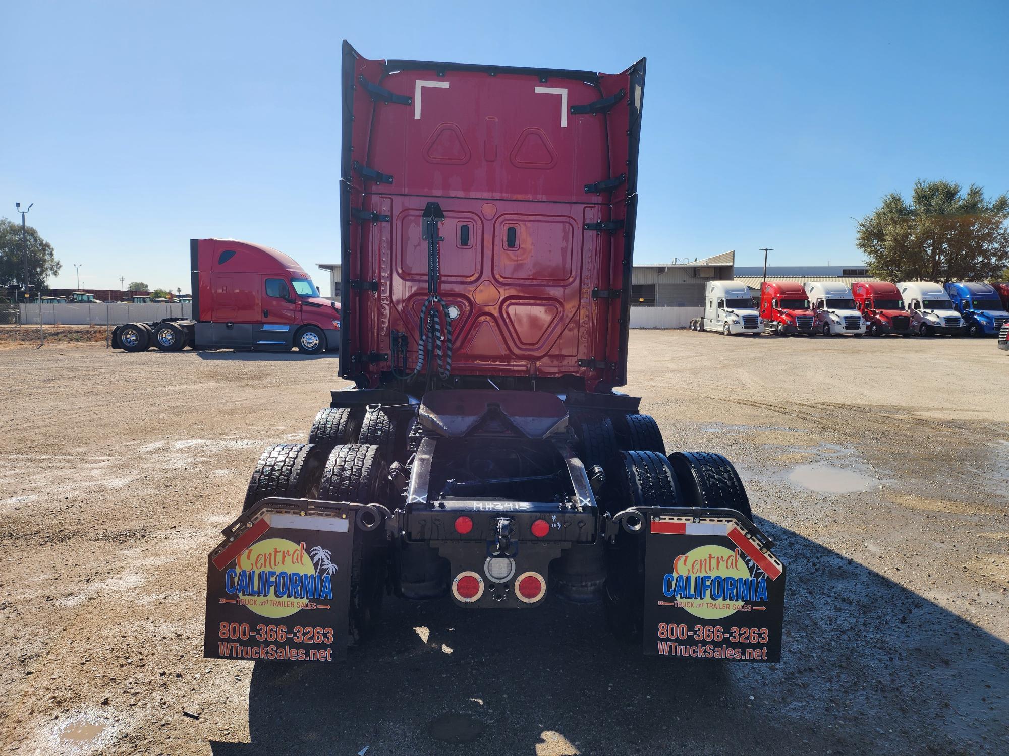 2021 FREIGHTLINER CASCADIA 126SLP - image 5