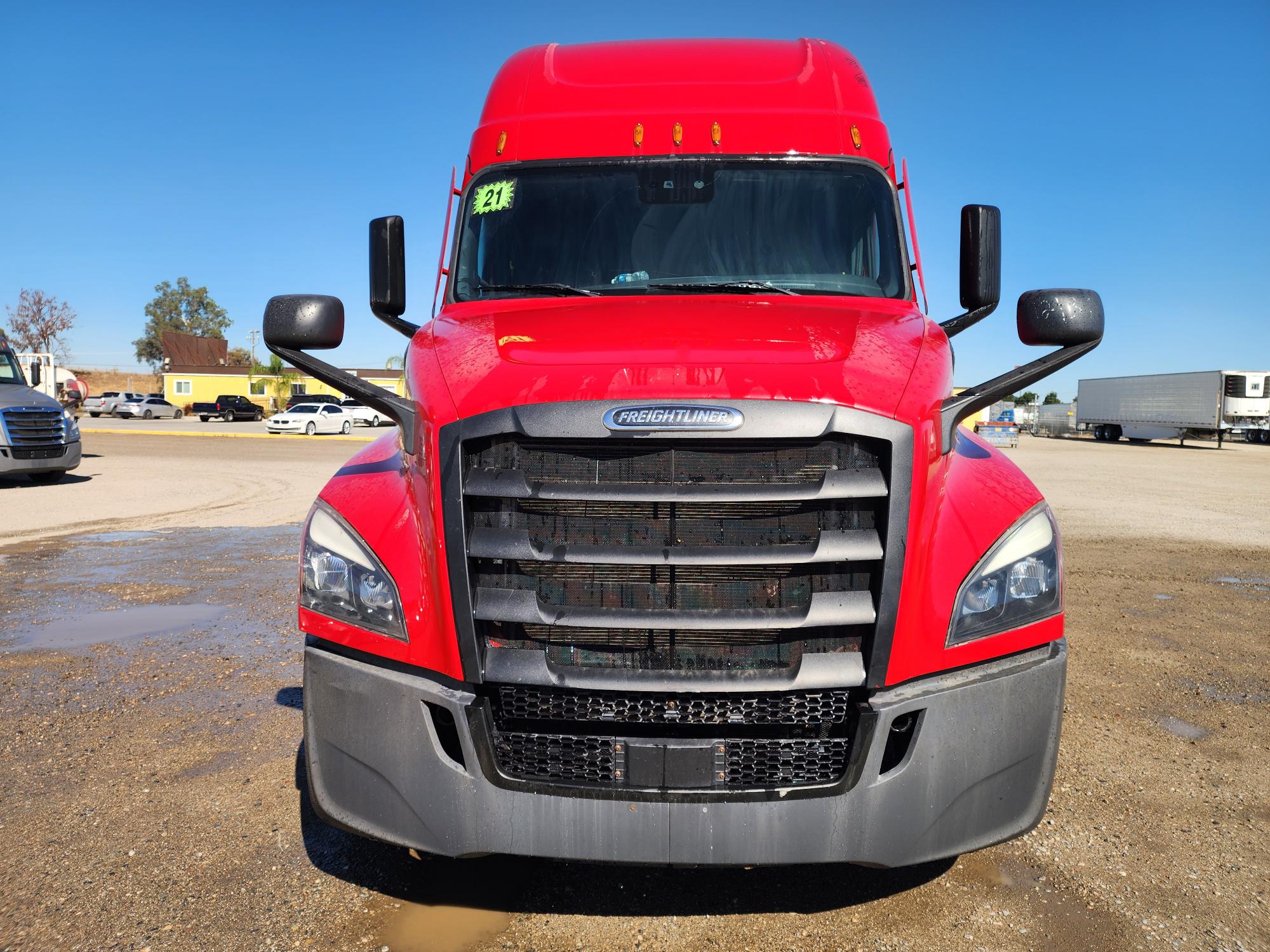 2021 FREIGHTLINER CASCADIA 126SLP - image 2