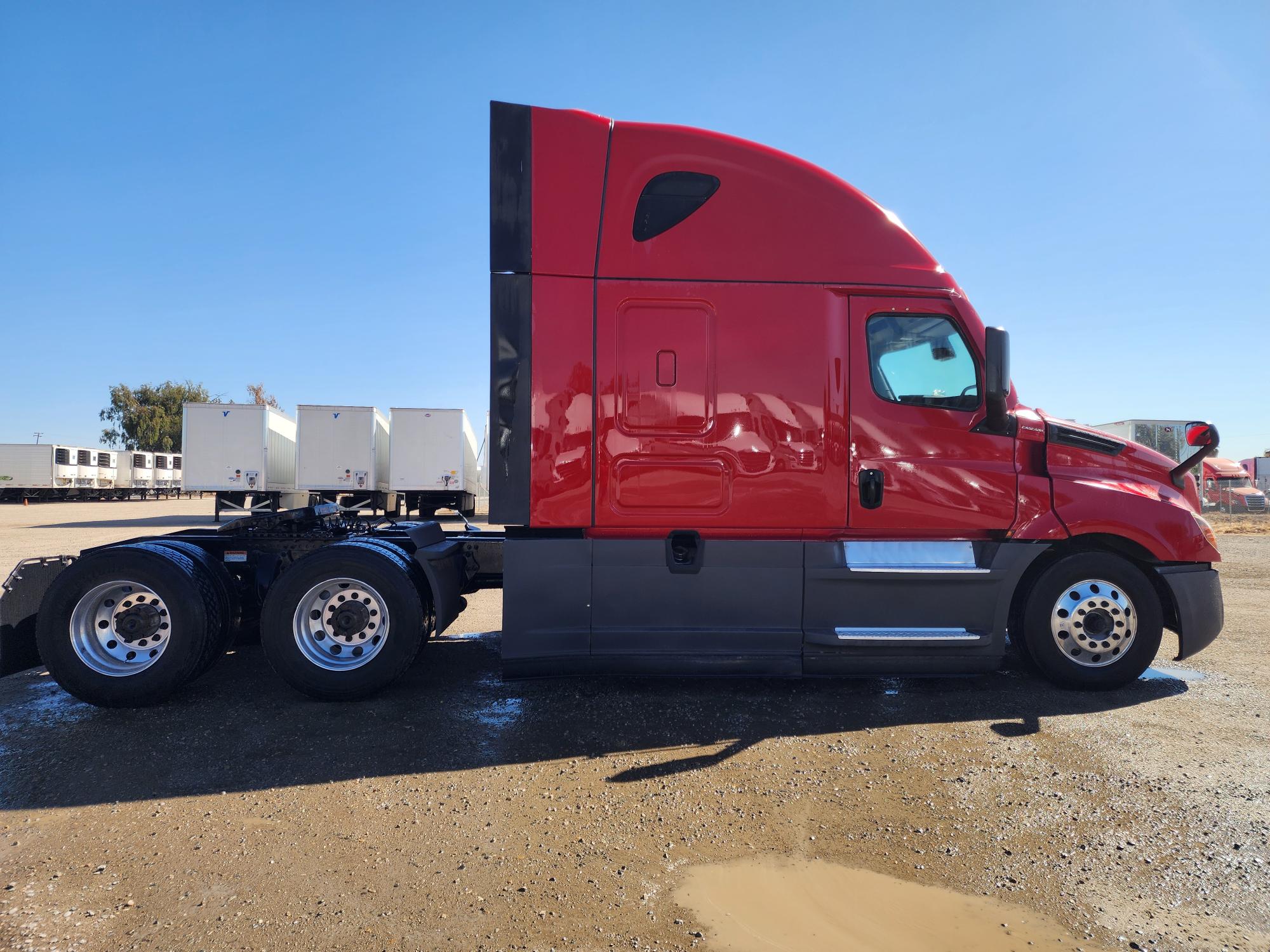 2021 FREIGHTLINER CASCADIA 126SLP - image 7