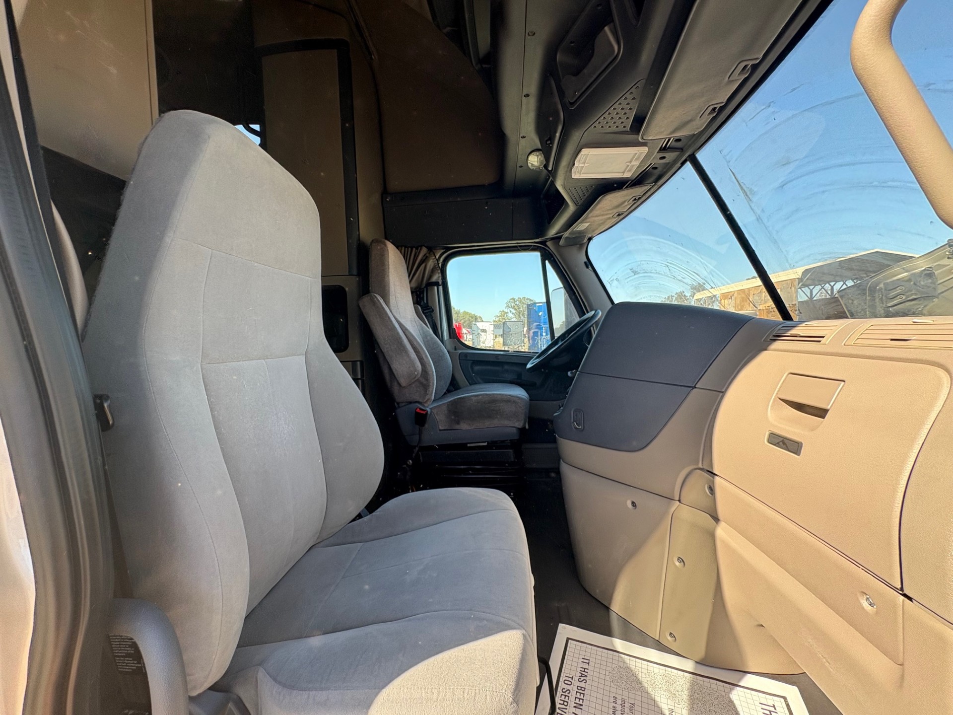 2018 FREIGHTLINER CASCADIA 125SLP - image 14