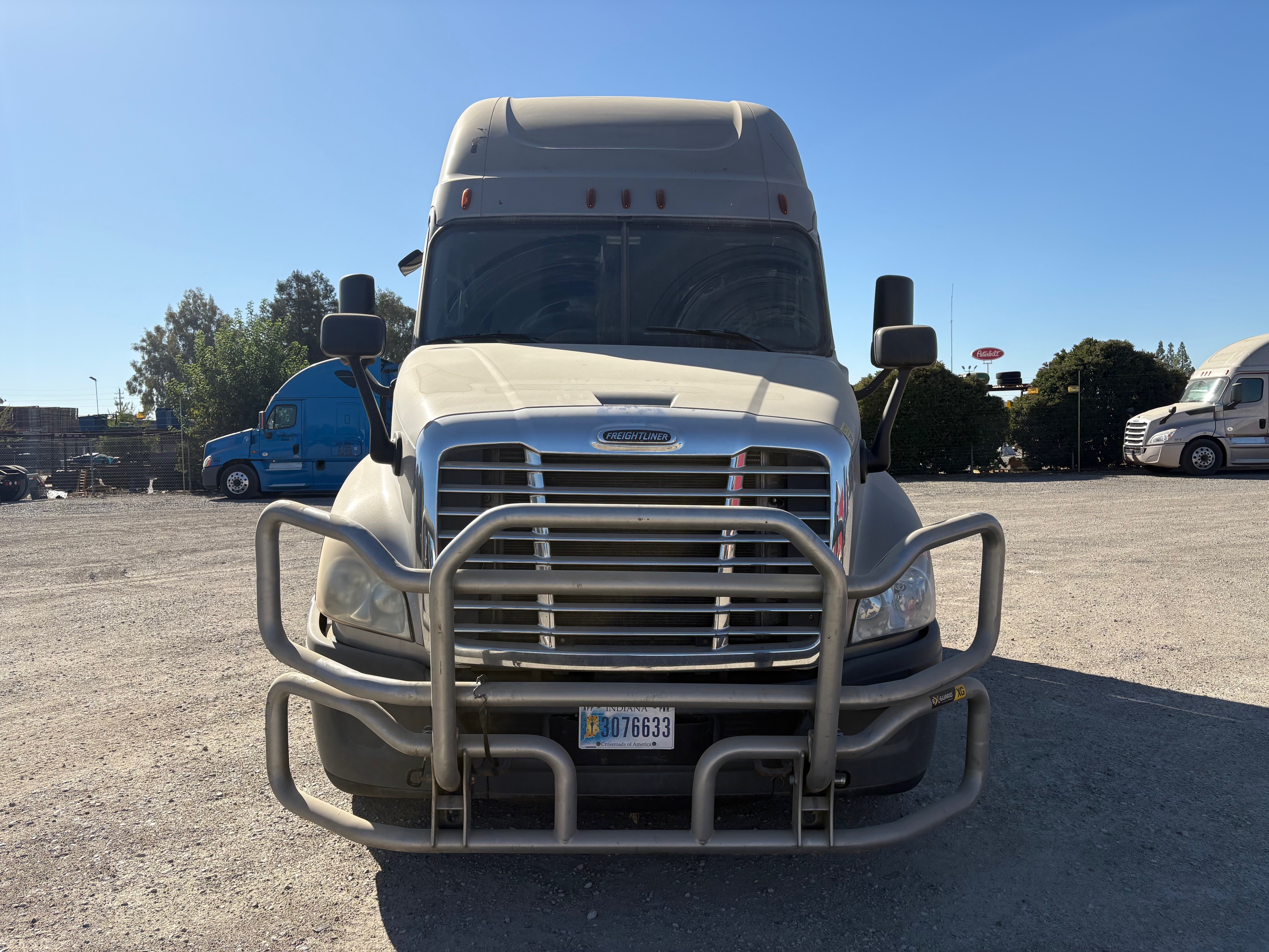 2018 FREIGHTLINER CASCADIA 125SLP - image 3