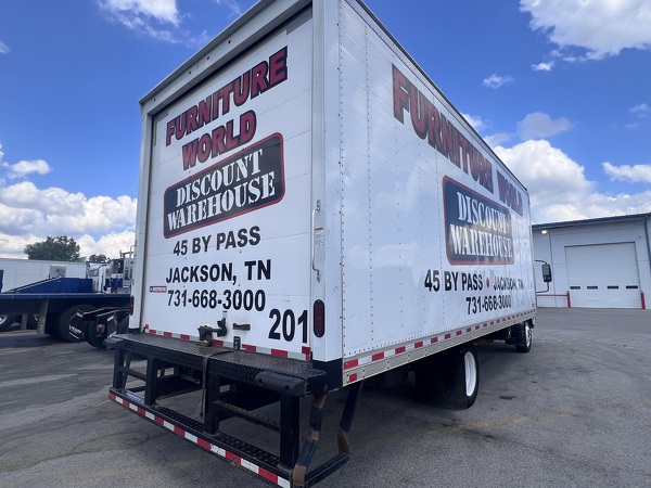 ISUZU NPR 2018