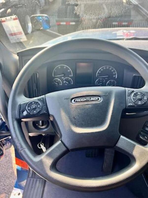 FREIGHTLINER CASCADIA 126SLP 2023