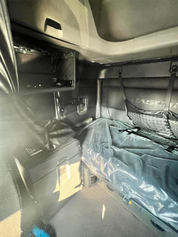 FREIGHTLINER CASCADIA 126SLP 2023