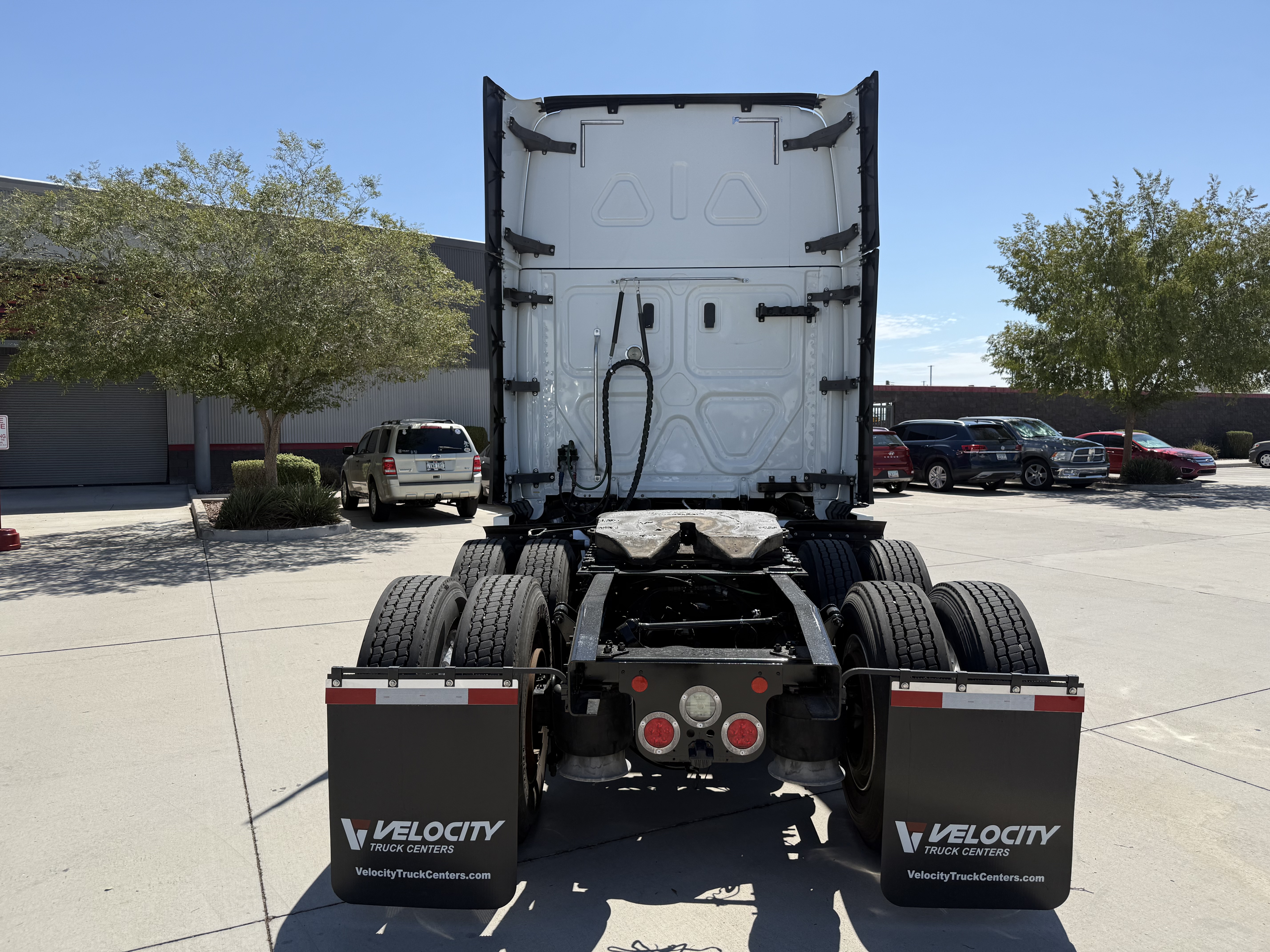 2019 FREIGHTLINER CASCADIA 126SLP - image 5