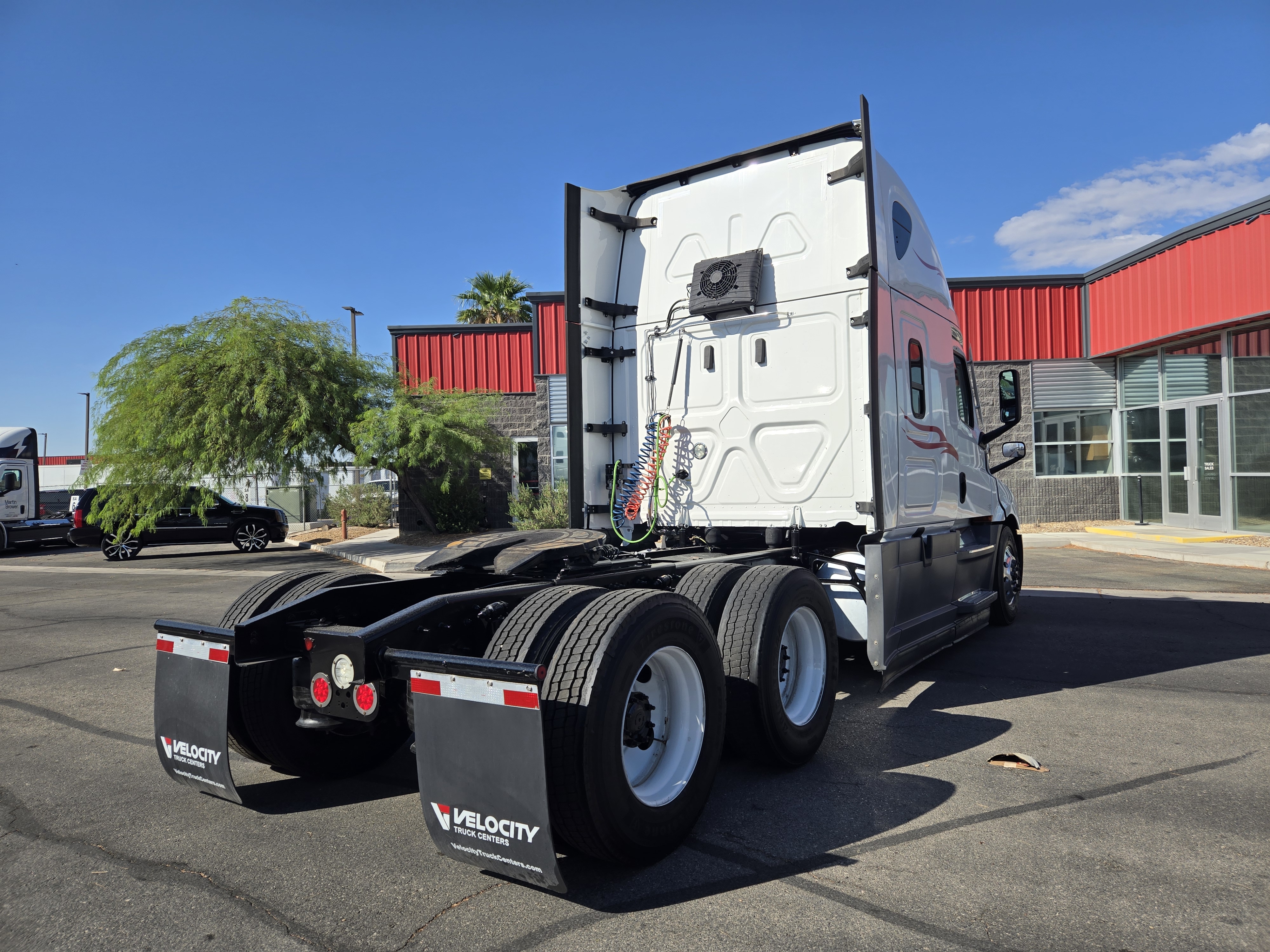 2021 FREIGHTLINER CASCADIA 126SLP - image 6