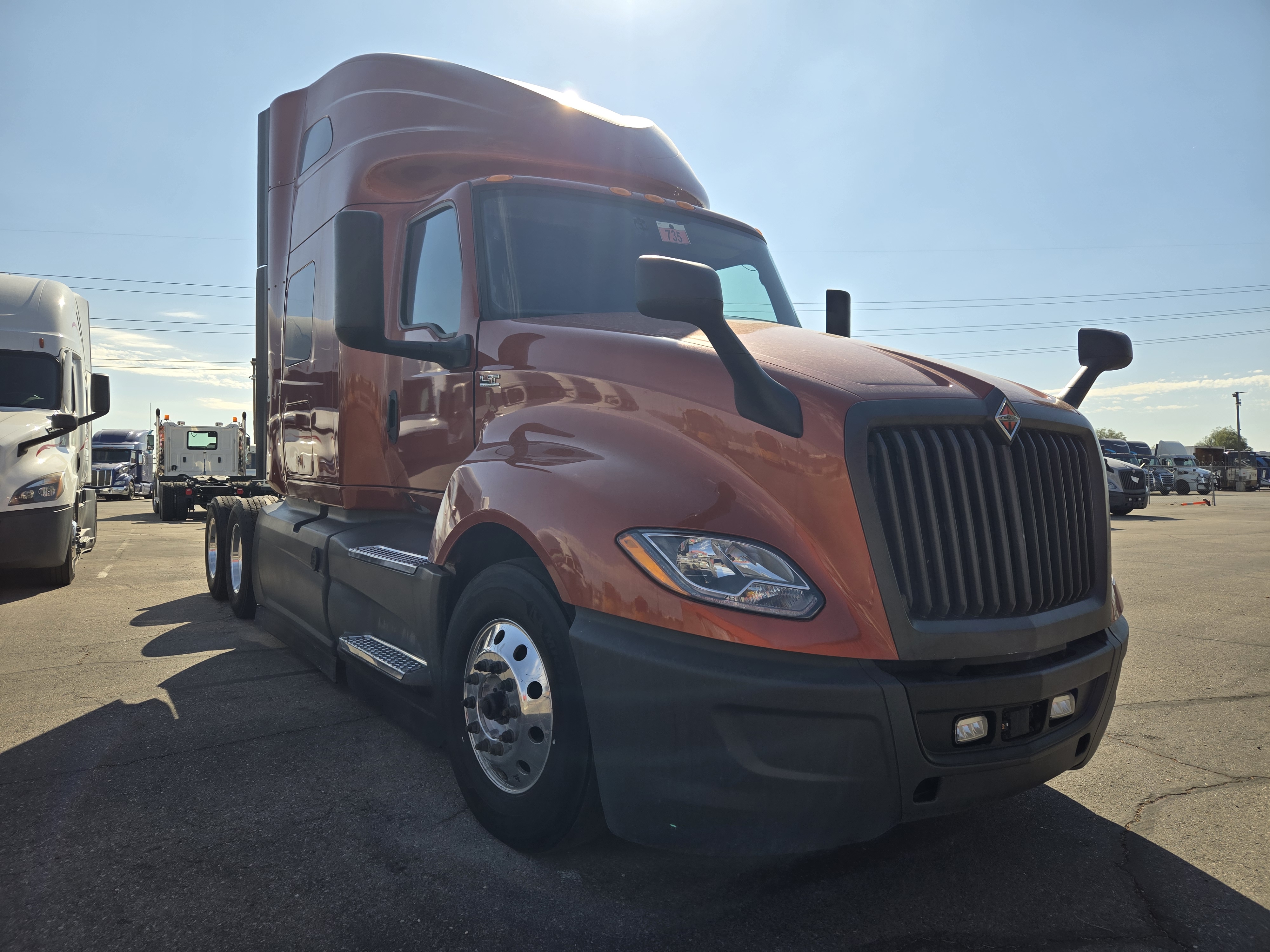 2022 INTERNATIONAL LT625 - image 4