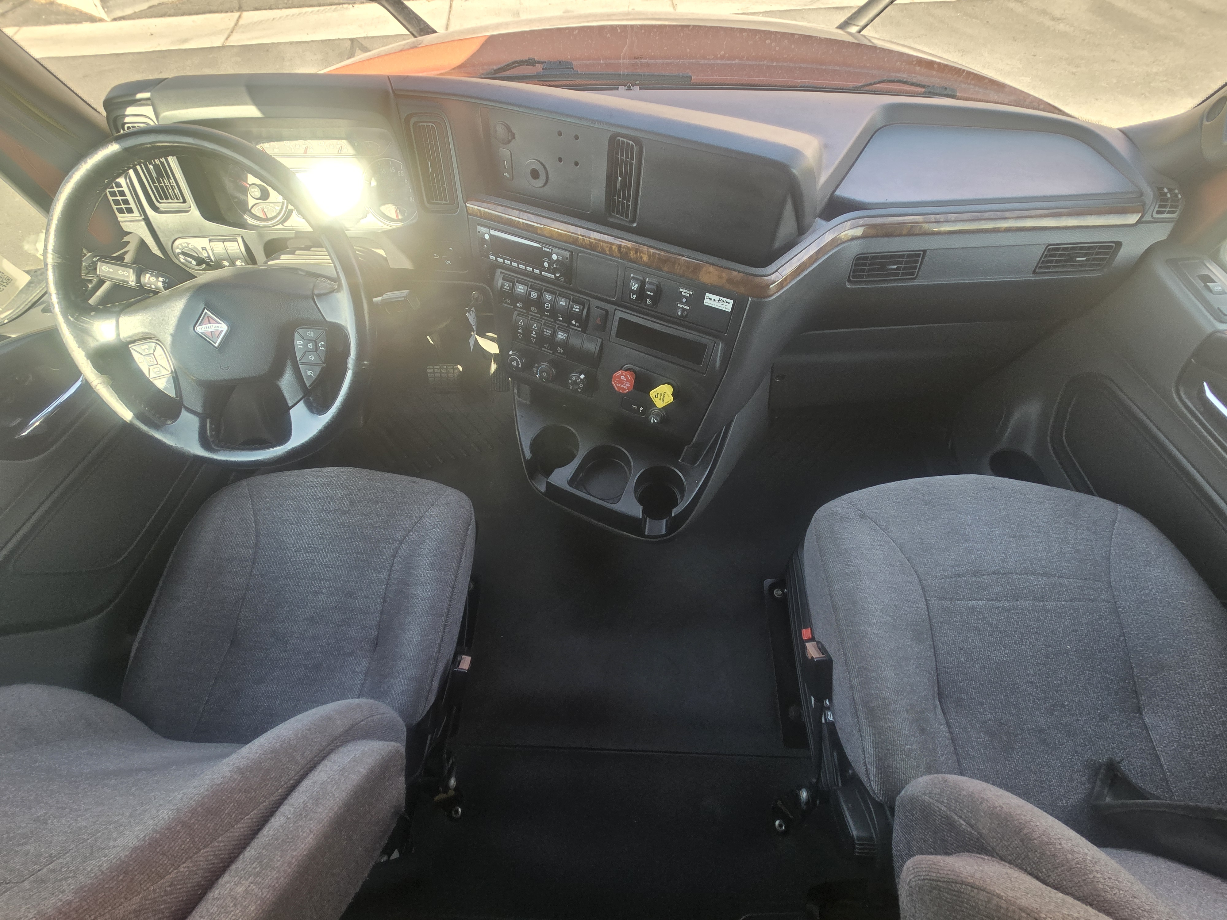 2022 INTERNATIONAL LT625 - image 12