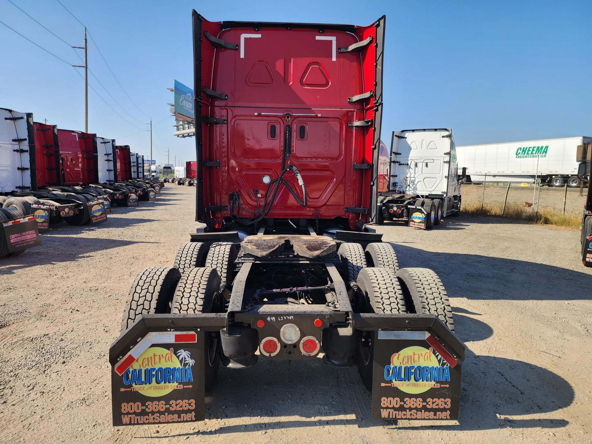 2020 FREIGHTLINER CASCADIA 126SLP - image 5