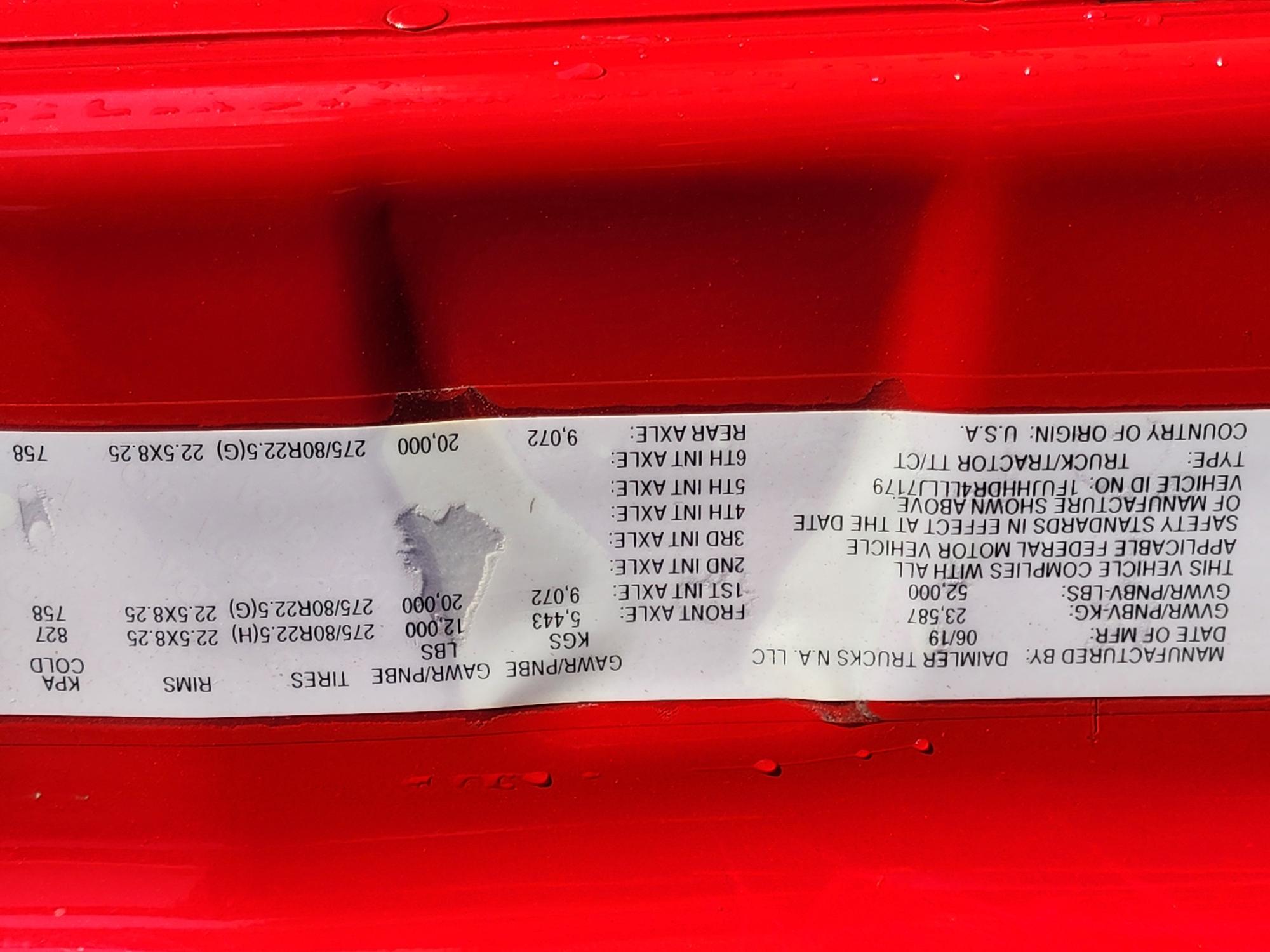 2020 FREIGHTLINER CASCADIA 126SLP - image 24