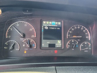 2023 FREIGHTLINER CASCADIA 126SLP - image 14