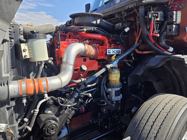 INTERNATIONAL LT625 2022