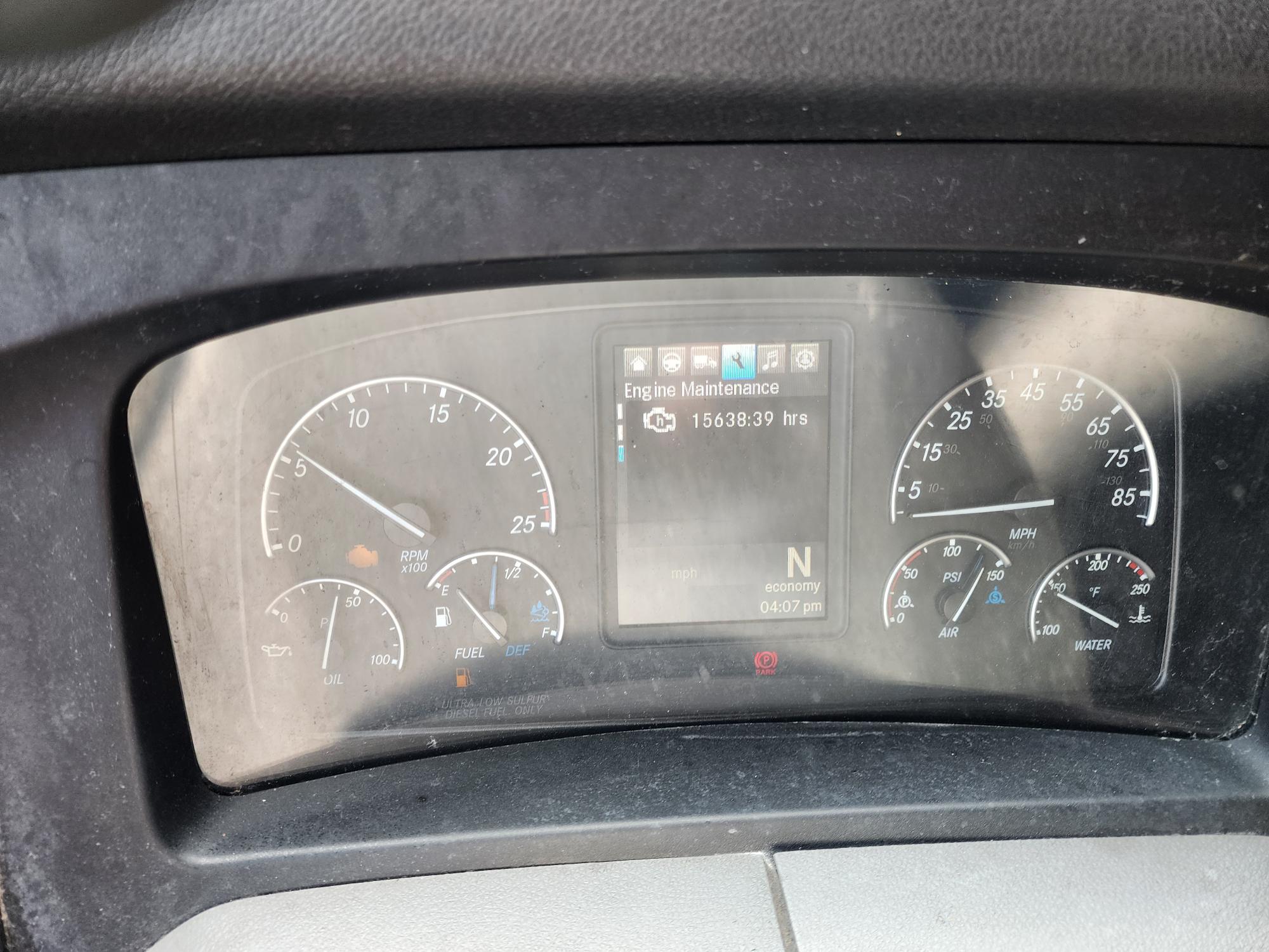 2020 FREIGHTLINER CASCADIA 126SLP - image 15