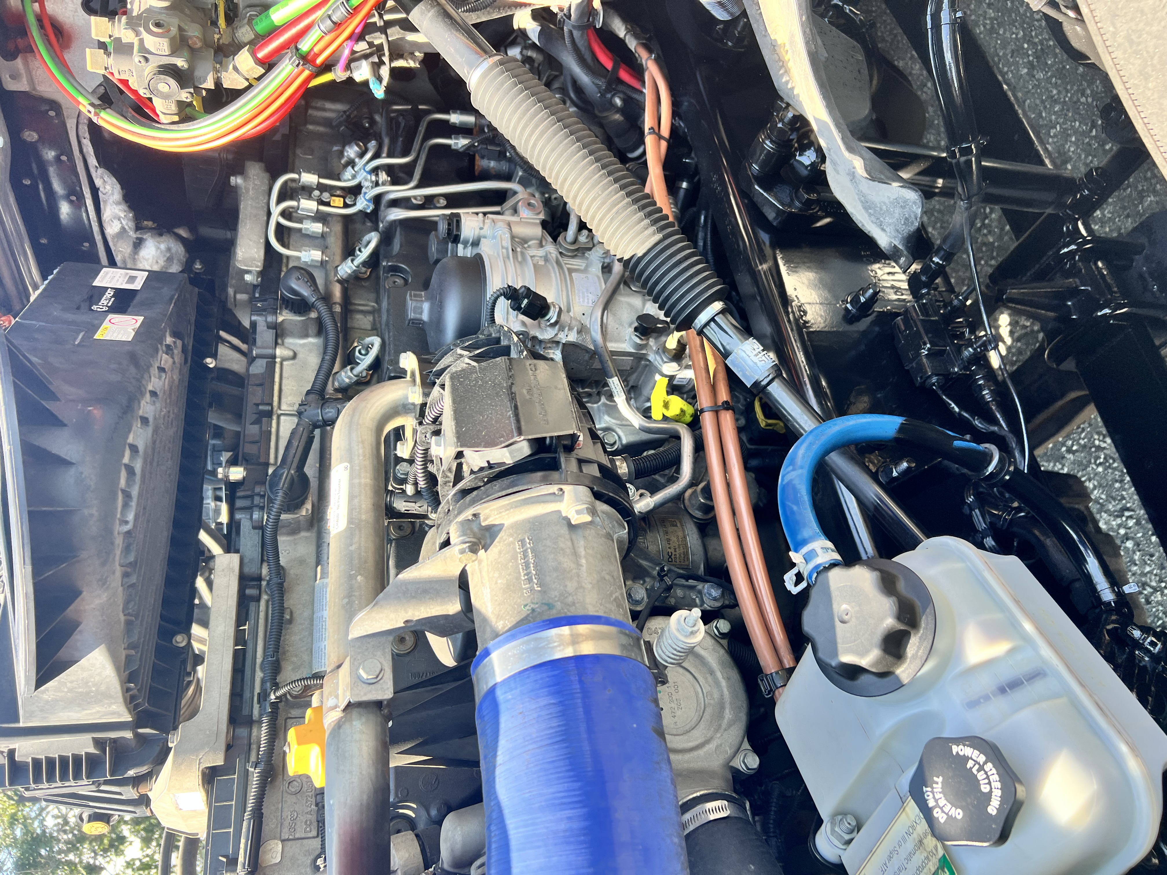 2020 FREIGHTLINER CASCADIA 126SLP - image 9