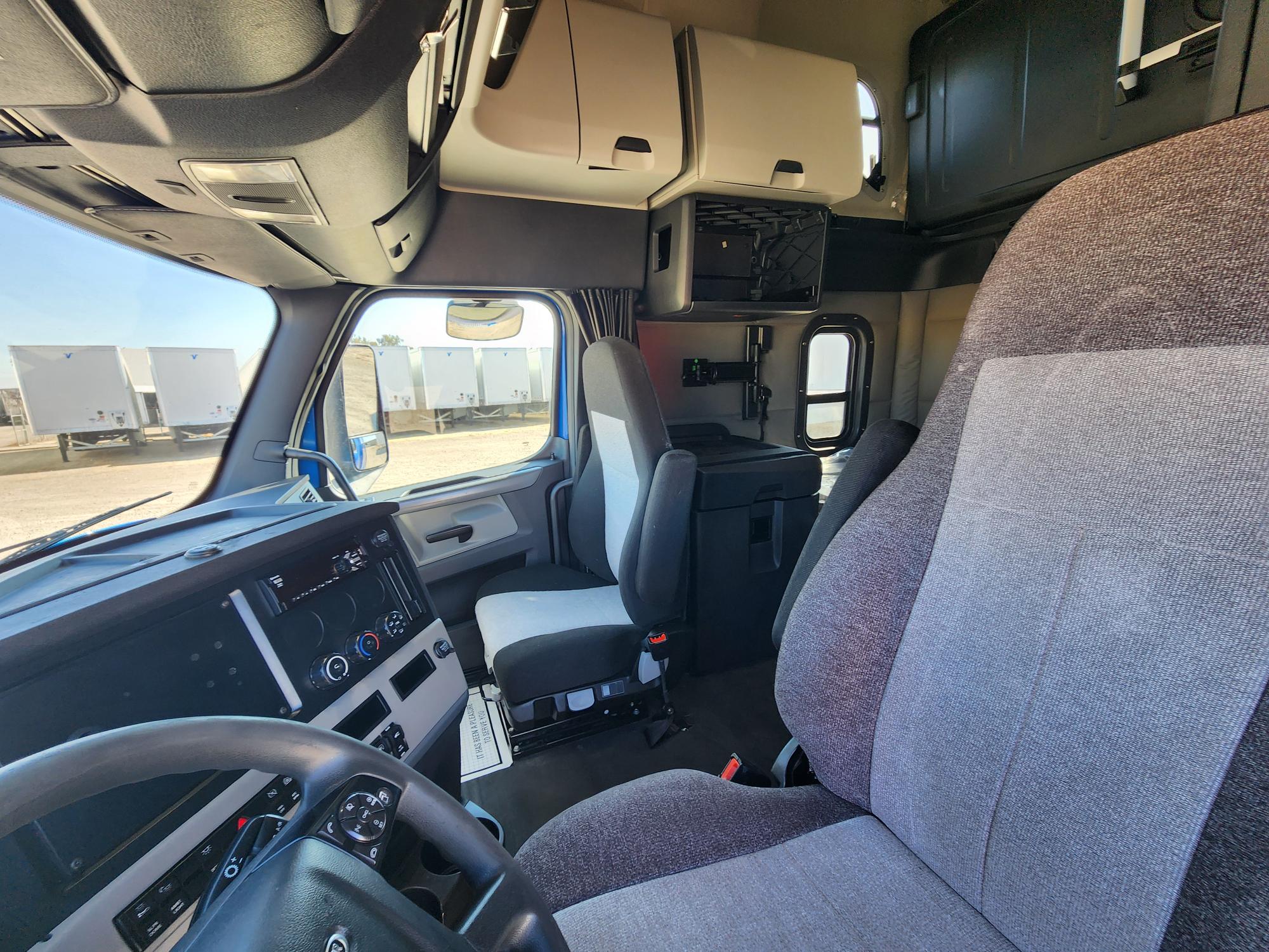 2020 FREIGHTLINER CASCADIA 126SLP - image 16