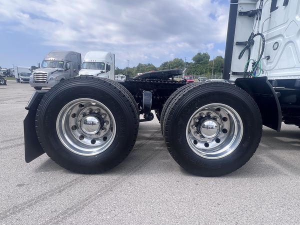 FREIGHTLINER CASCADIA 126SLP 2022