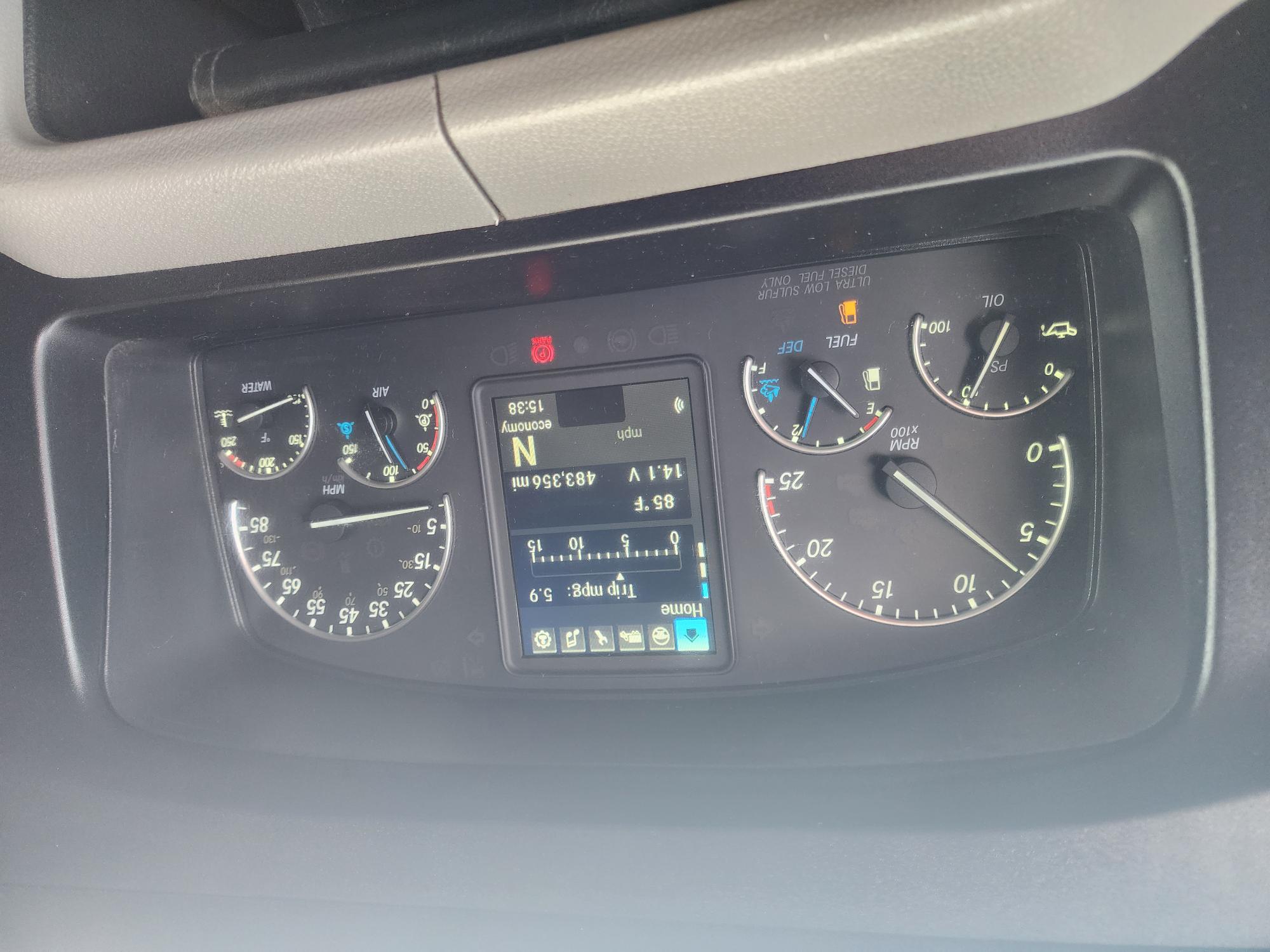 2022 FREIGHTLINER CASCADIA 126SLP - image 13