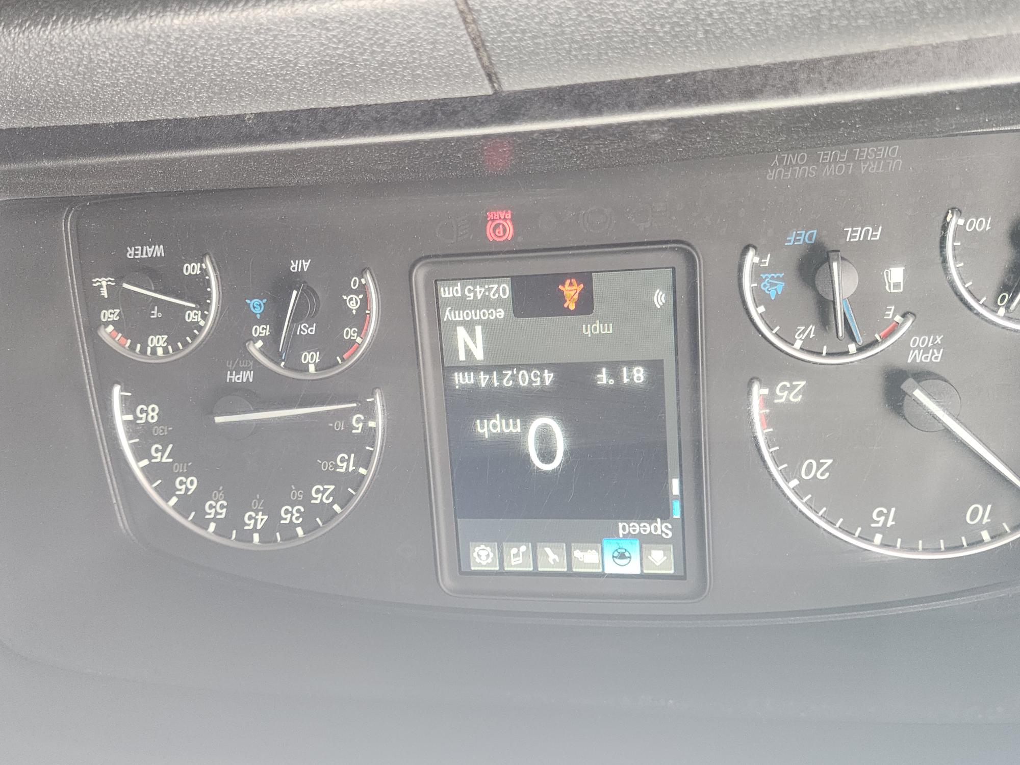 2023 FREIGHTLINER CASCADIA 126SLP - image 13