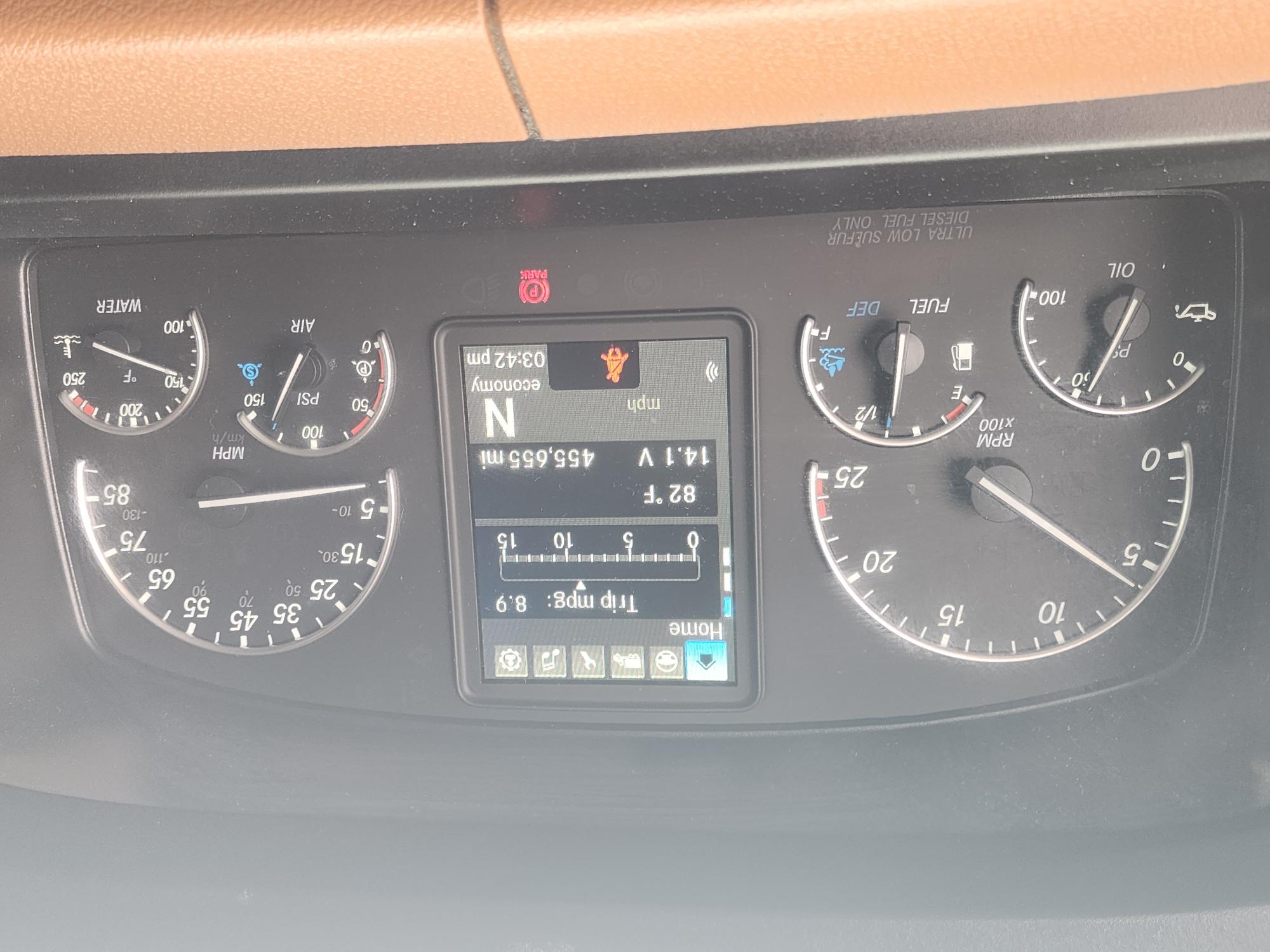 2021 FREIGHTLINER CASCADIA 126SLP - image 14