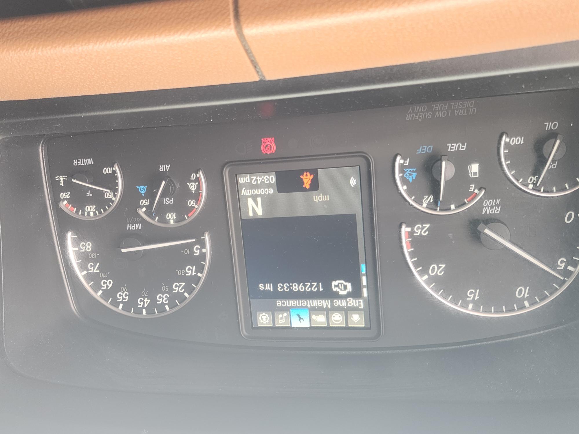 2021 FREIGHTLINER CASCADIA 126SLP - image 15