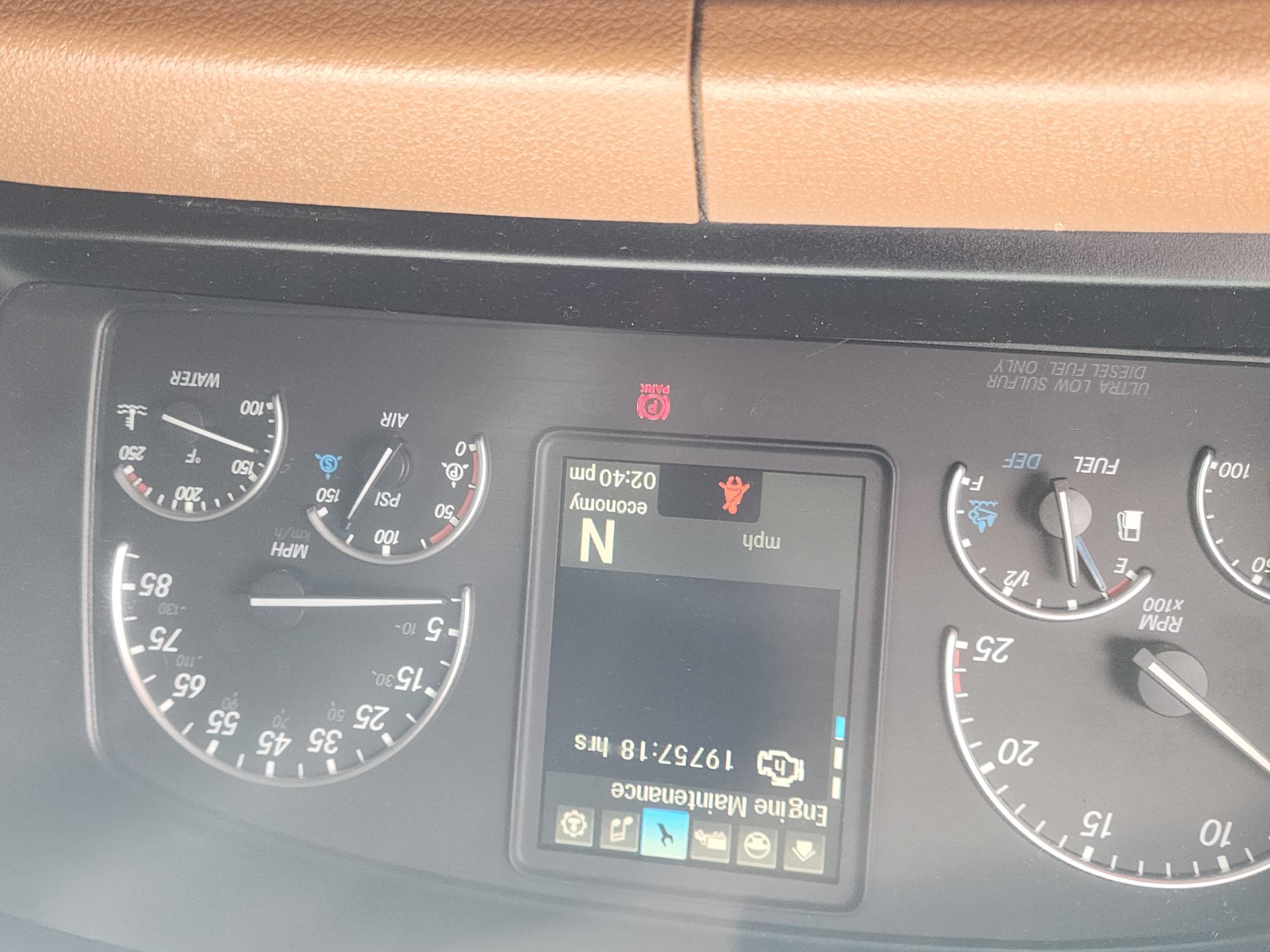 2020 FREIGHTLINER CASCADIA 126SLP - image 15