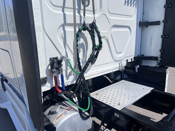 FREIGHTLINER CASCADIA 126SLP 2020