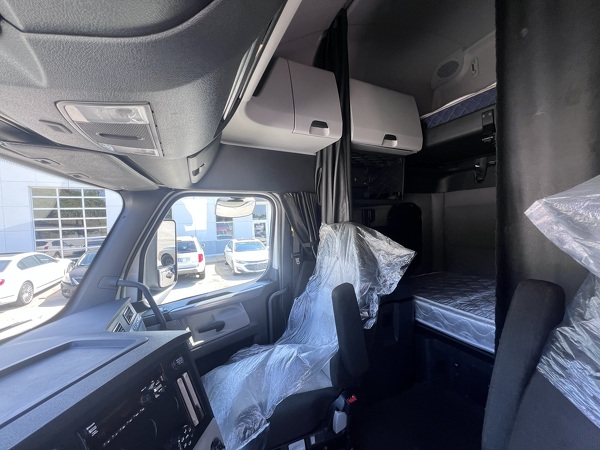 FREIGHTLINER CASCADIA 126SLP 2020
