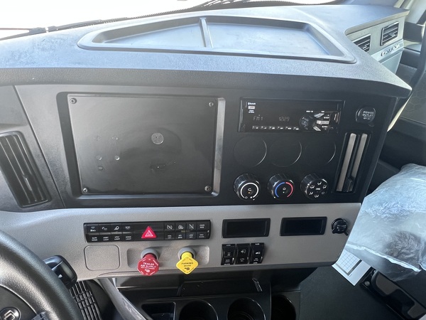FREIGHTLINER CASCADIA 126SLP 2020