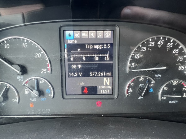 FREIGHTLINER CASCADIA 126SLP 2021