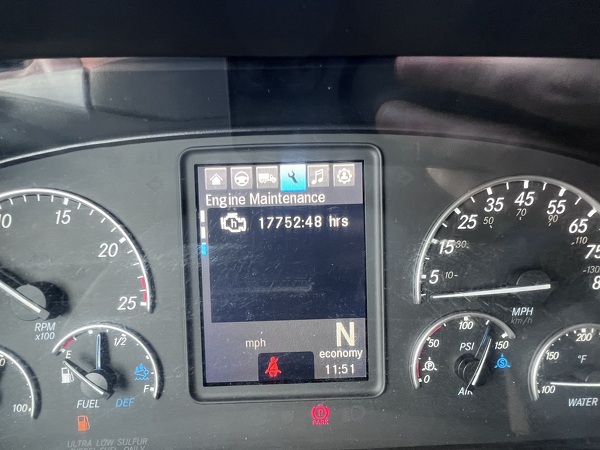 FREIGHTLINER CASCADIA 126SLP 2021