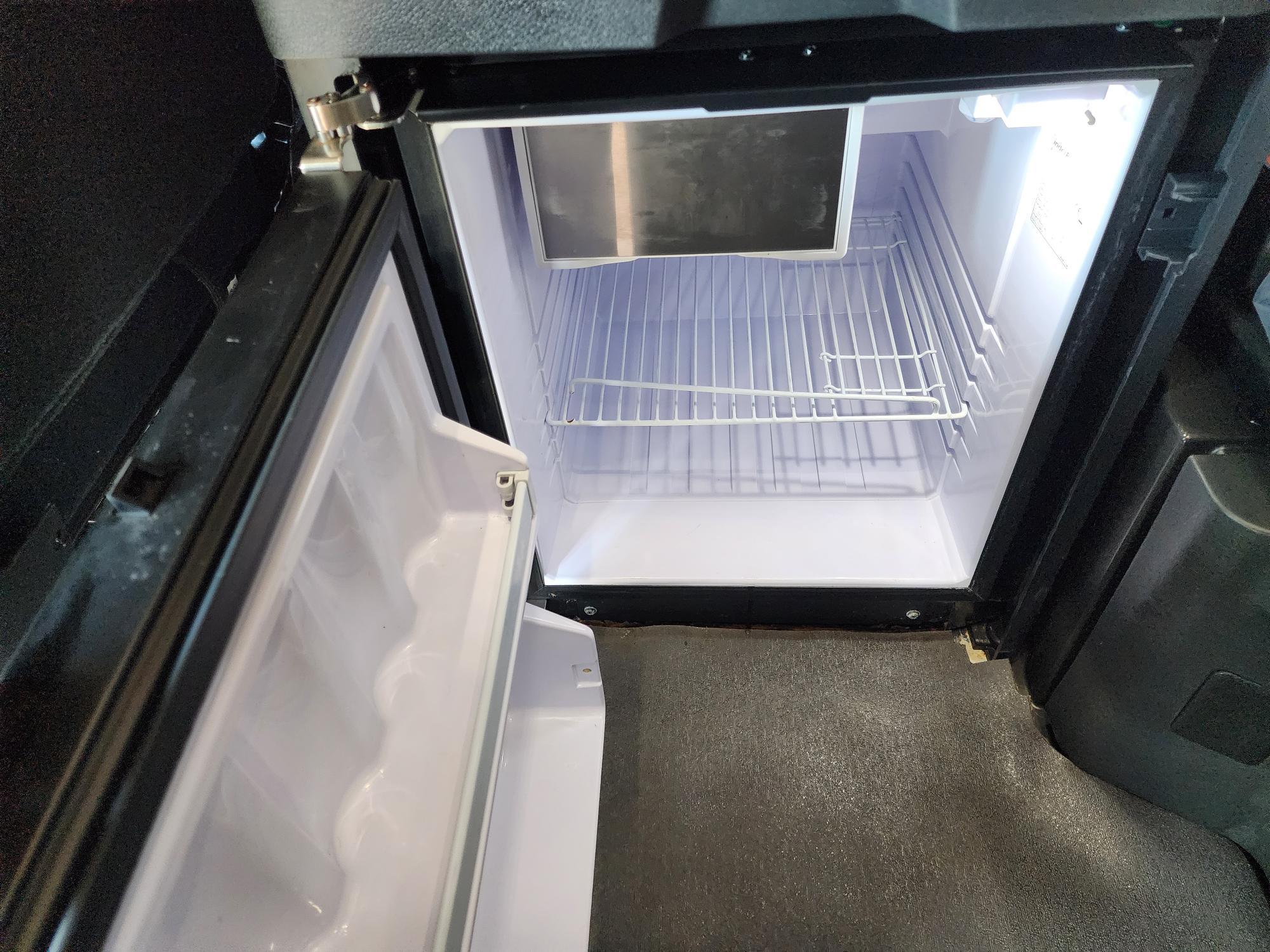 2020 FREIGHTLINER CASCADIA 126SLP - image 22