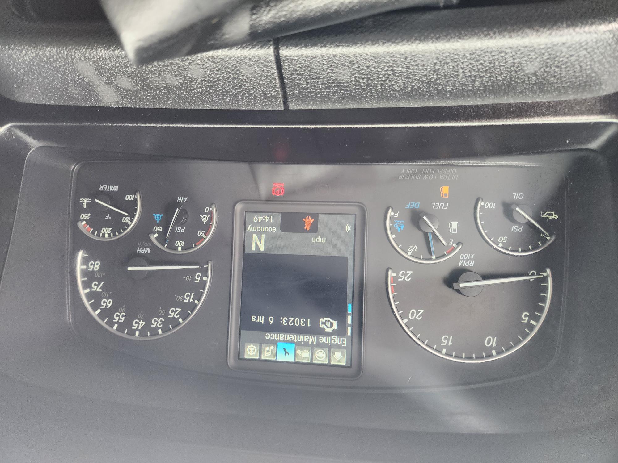 2023 FREIGHTLINER CASCADIA 126SLP - image 18