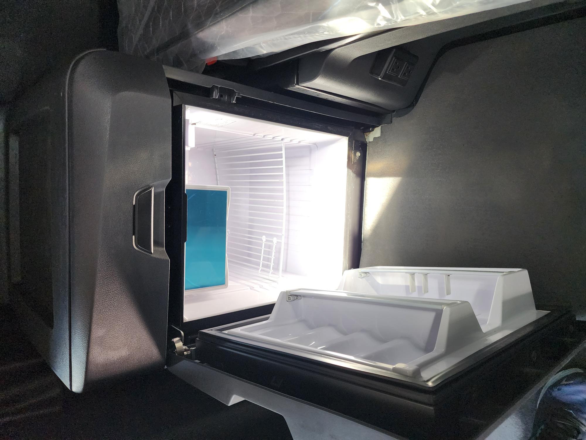 2023 FREIGHTLINER CASCADIA 126SLP - image 21