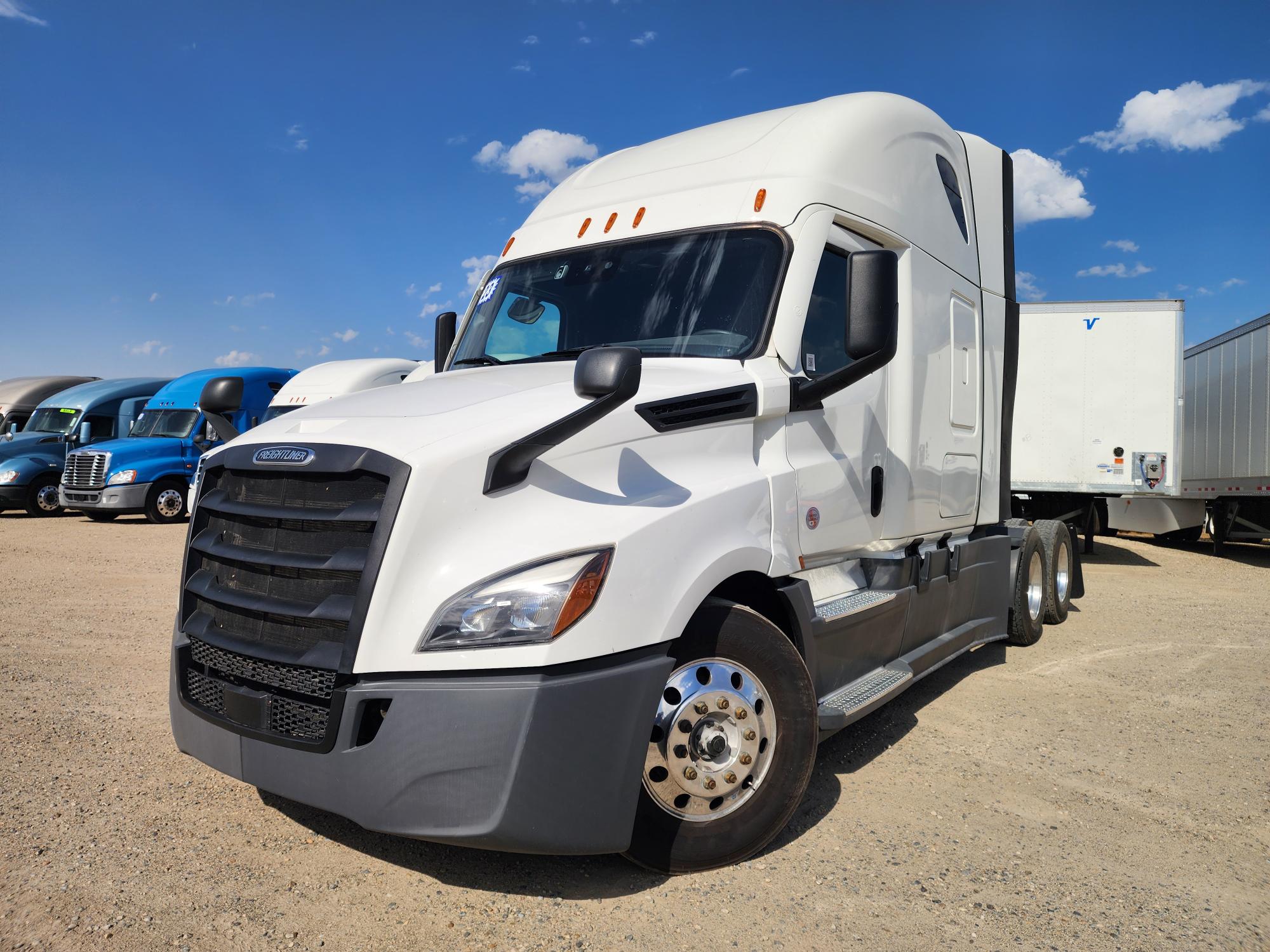2023 FREIGHTLINER CASCADIA 126SLP - image 1