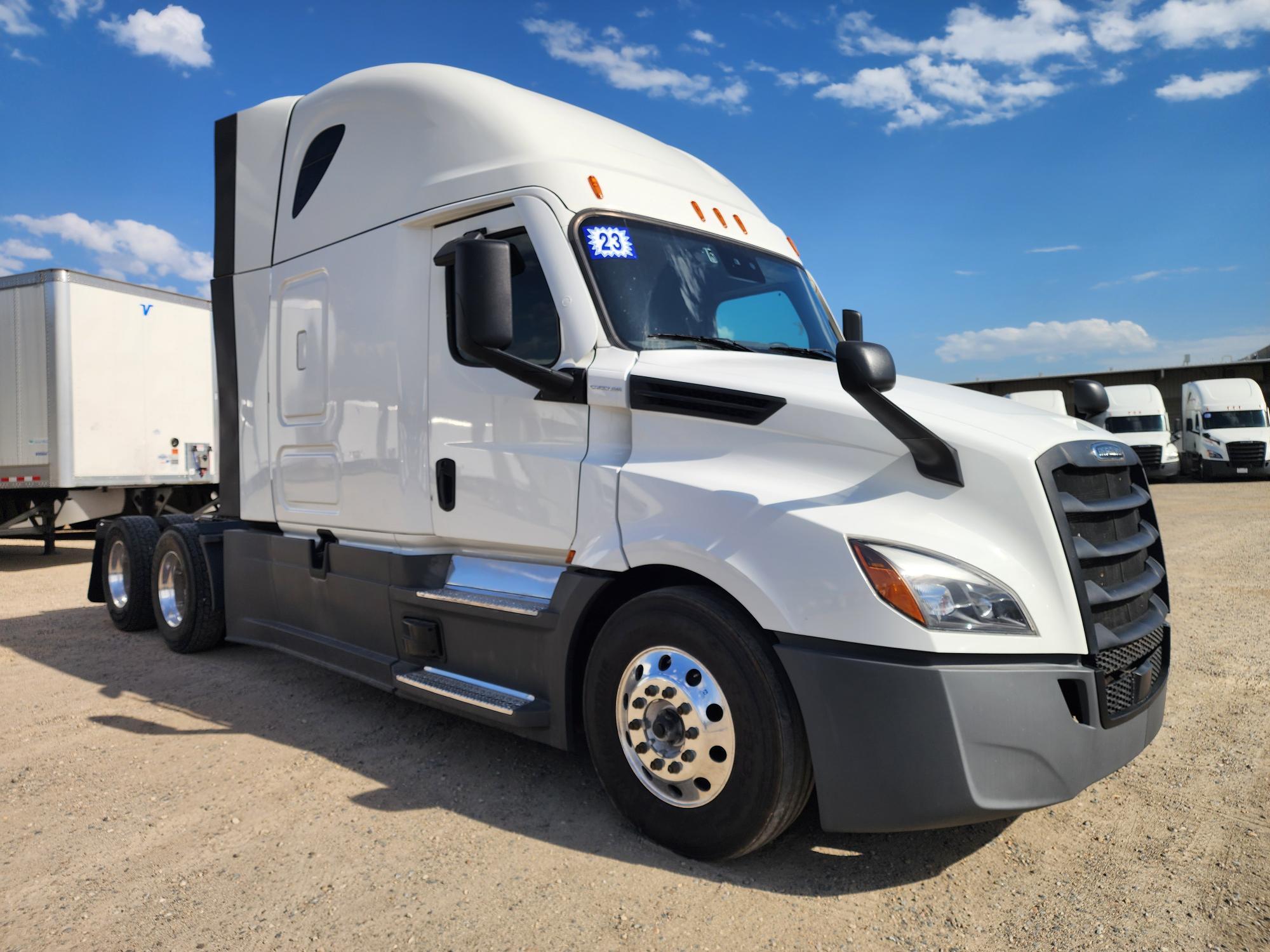 2023 FREIGHTLINER CASCADIA 126SLP - image 7