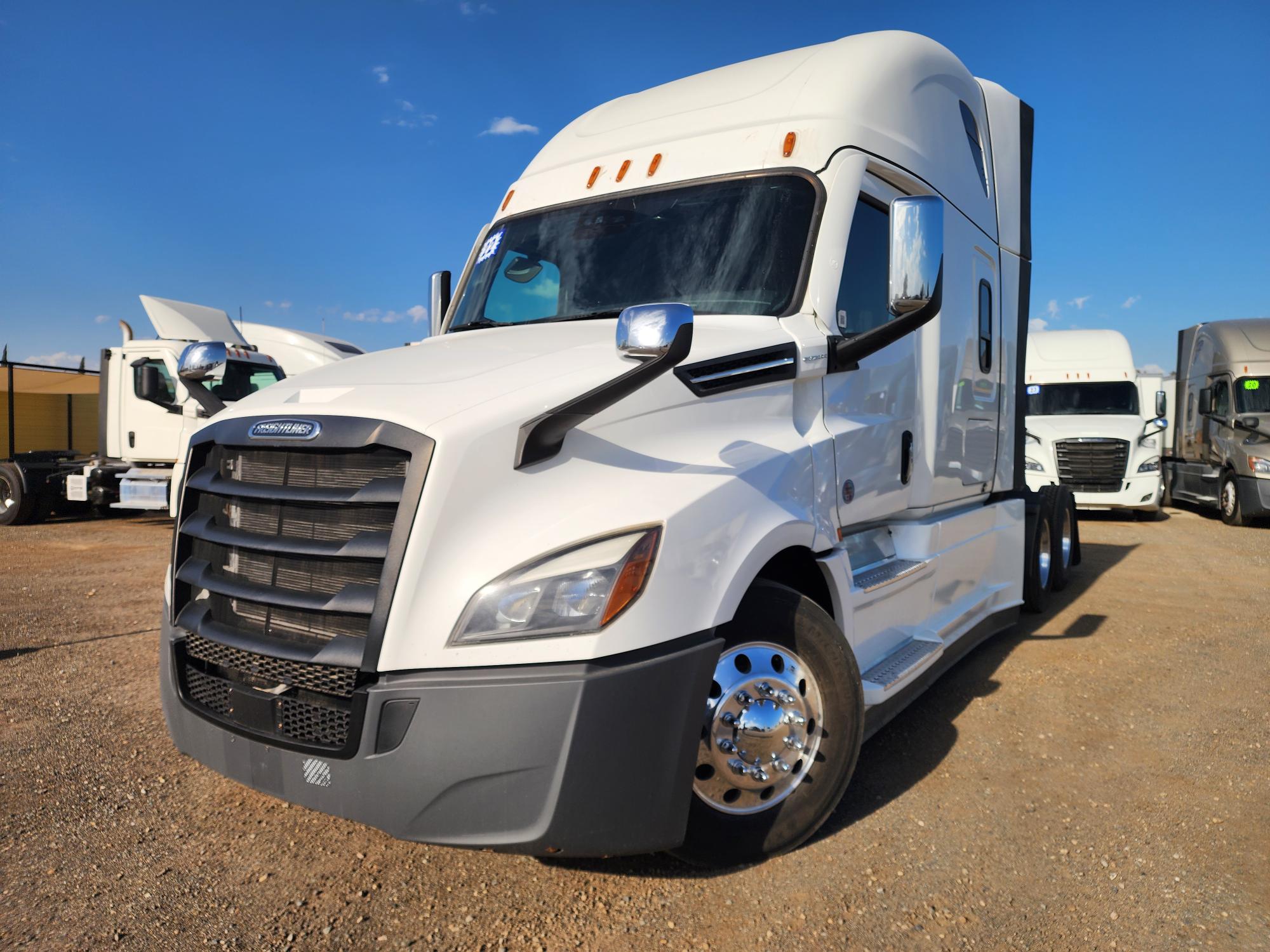 2022 FREIGHTLINER CASCADIA 126SLP - image 1