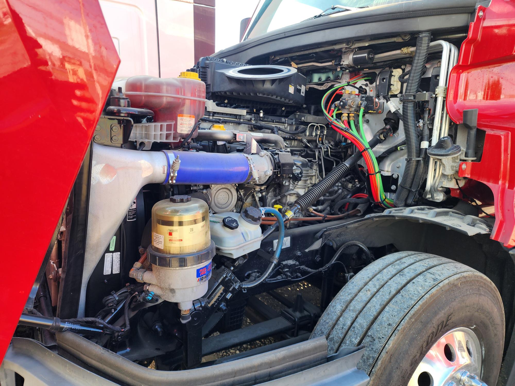 2021 FREIGHTLINER CASCADIA 126SLP - image 10