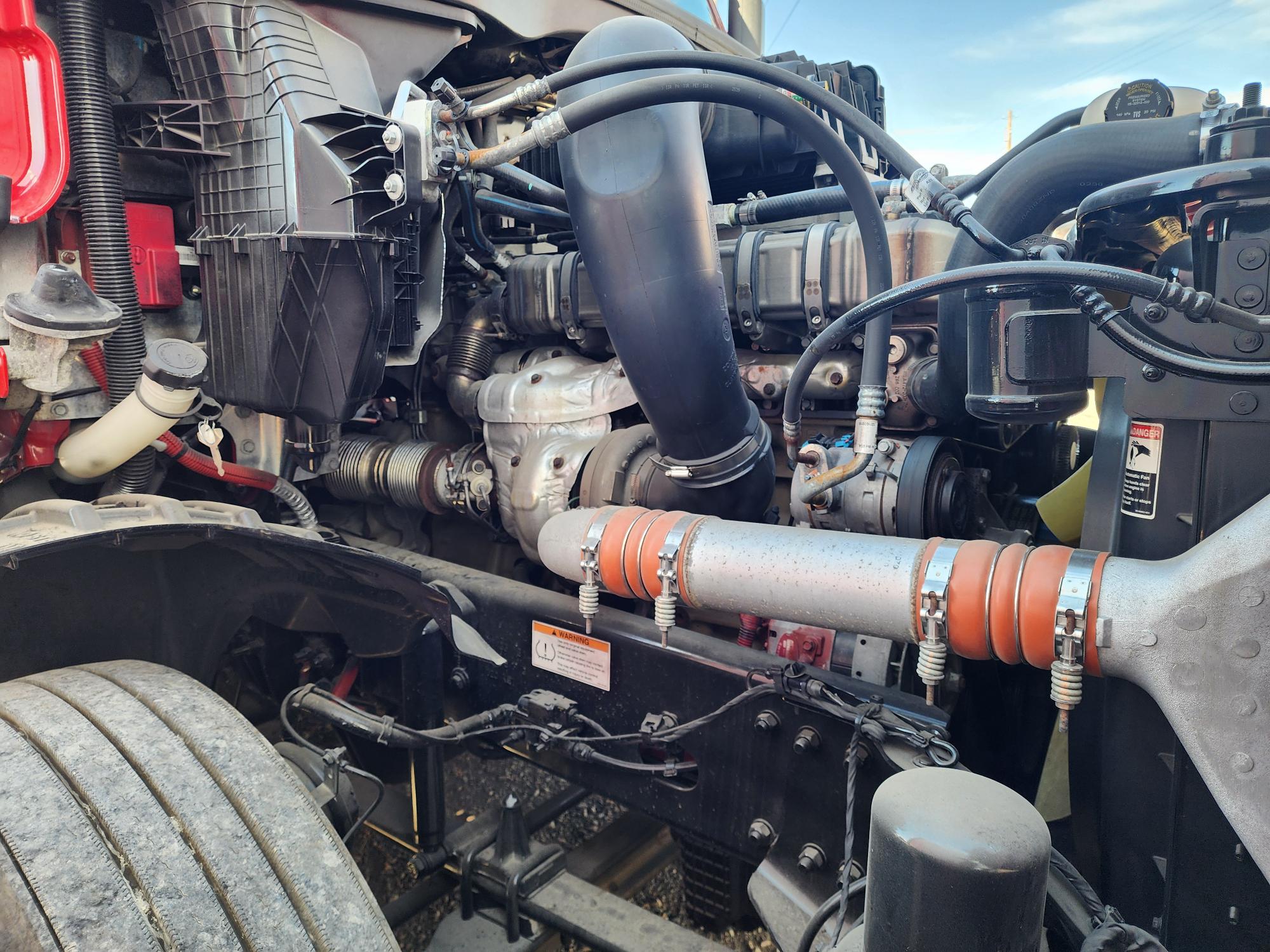 2021 FREIGHTLINER CASCADIA 126SLP - image 9